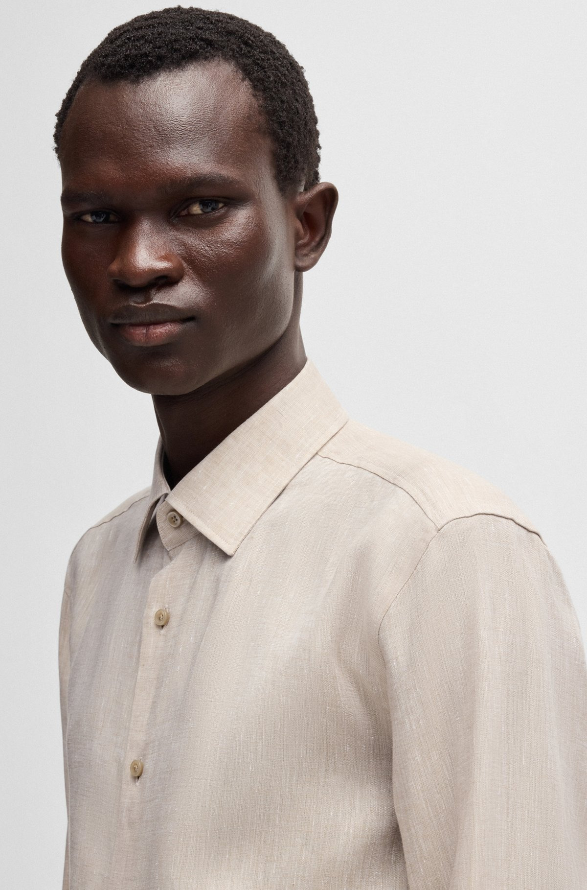 SLIM-FIT SHIRT IN ITALIAN-MADE LINEN - 3