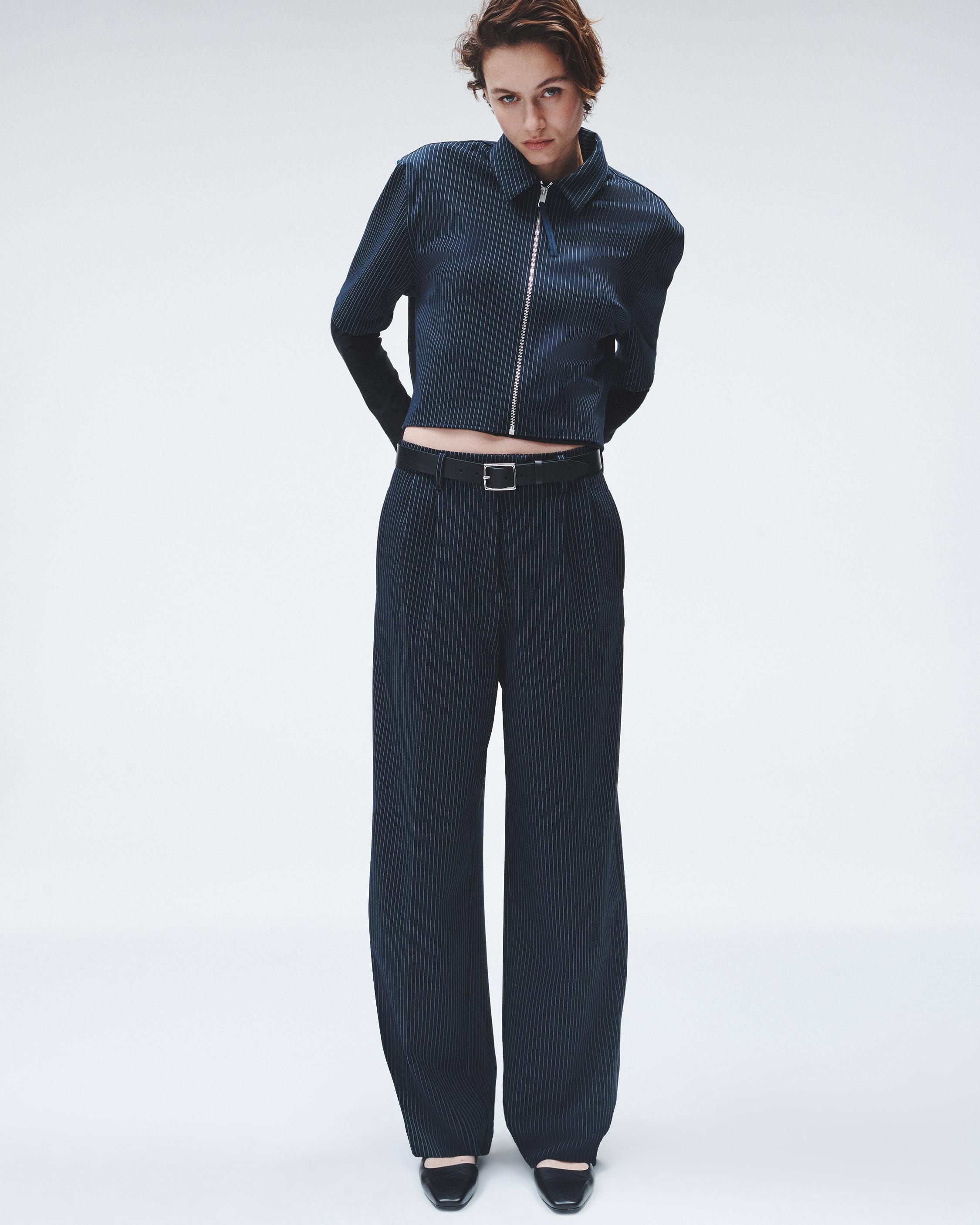 Marianne Ponte Pant
Relaxed Fit - 3
