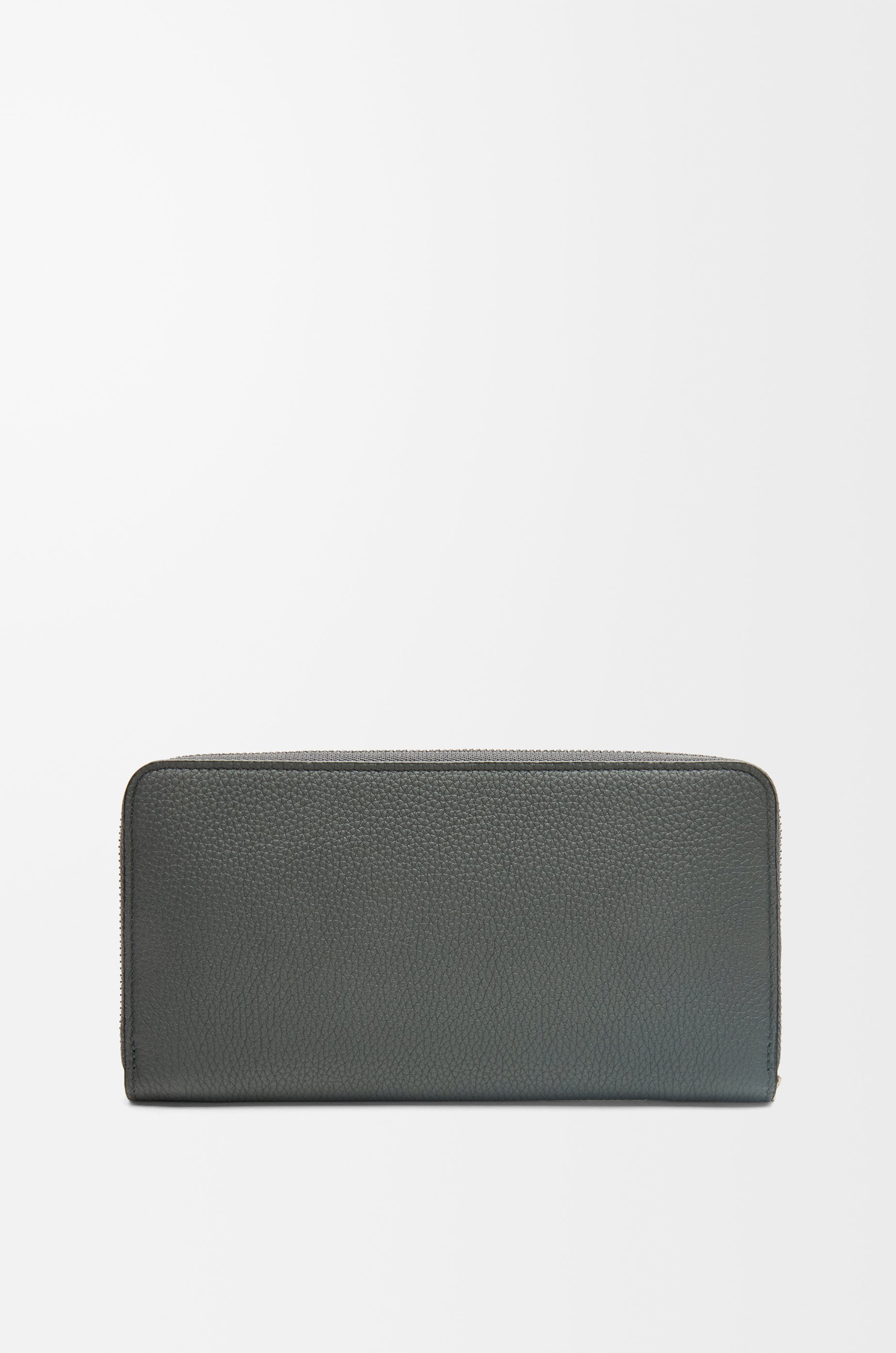 Zip around wallet in soft grained calfskin - 3