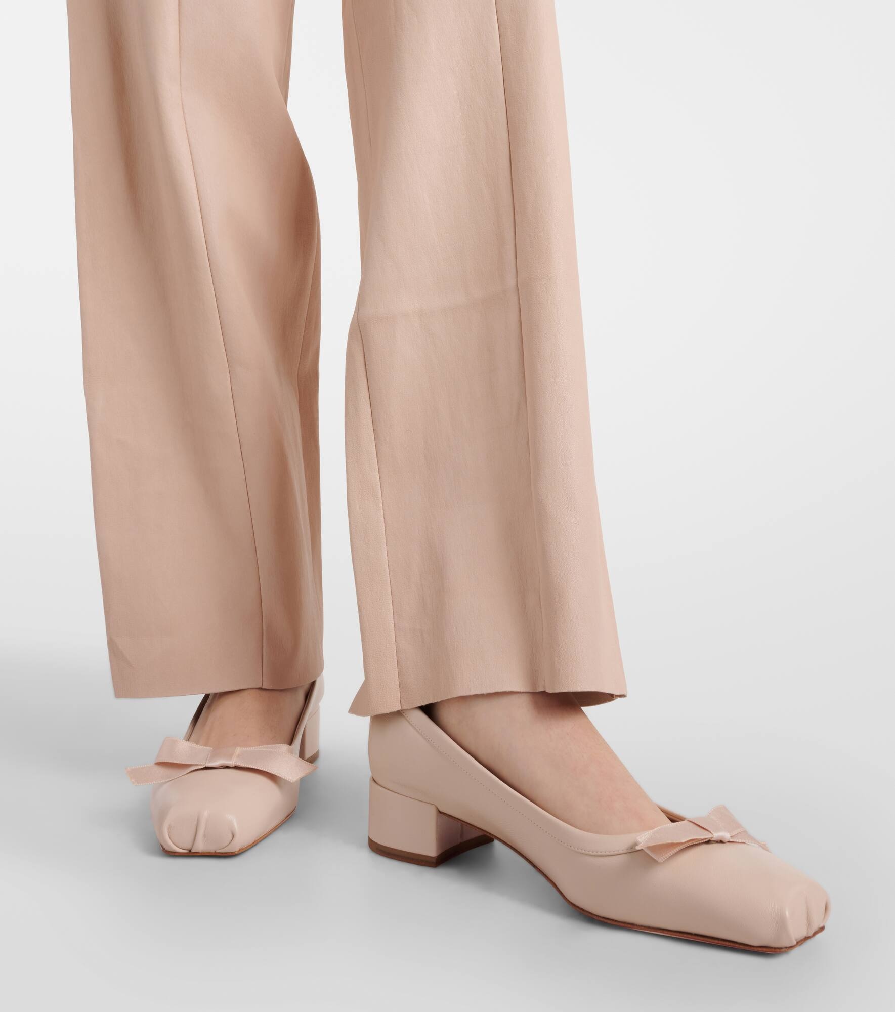 Mamaflirt bow-detail leather pumps - 4