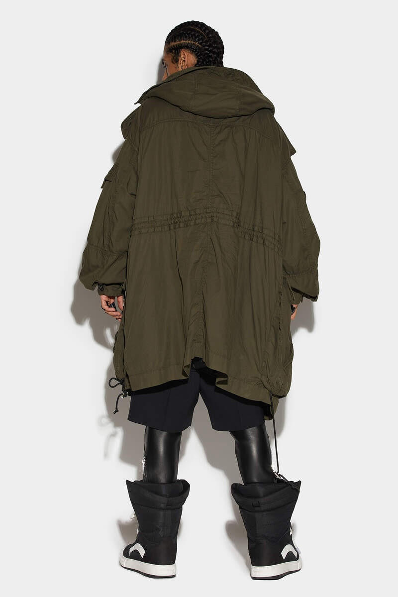 GOTH OVER PARKA 3
