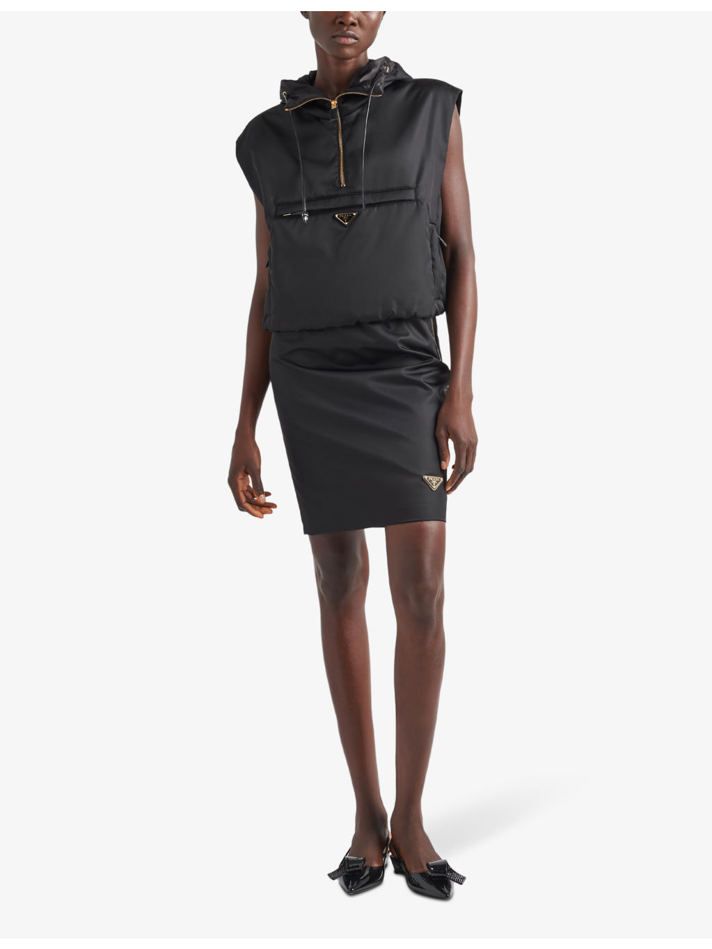 Re-Nylon brand-plaque high-rise recycled-nylon mini skirt - 2