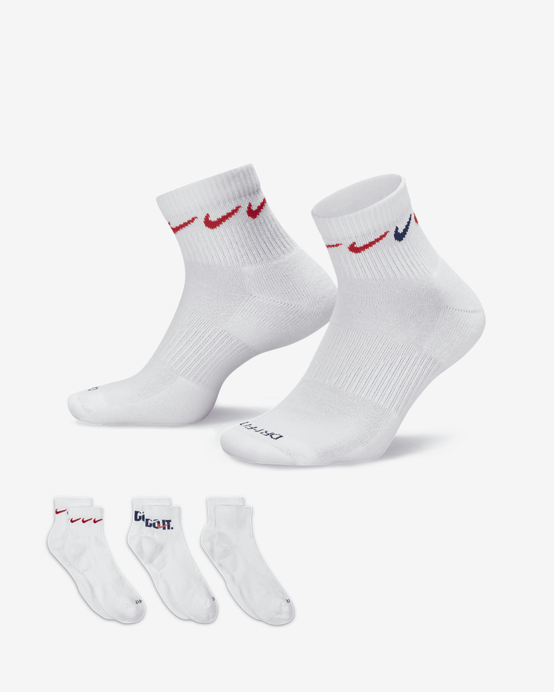 Nike Everyday Plus Cushioned Training Ankle Socks (3 Pairs) - 1