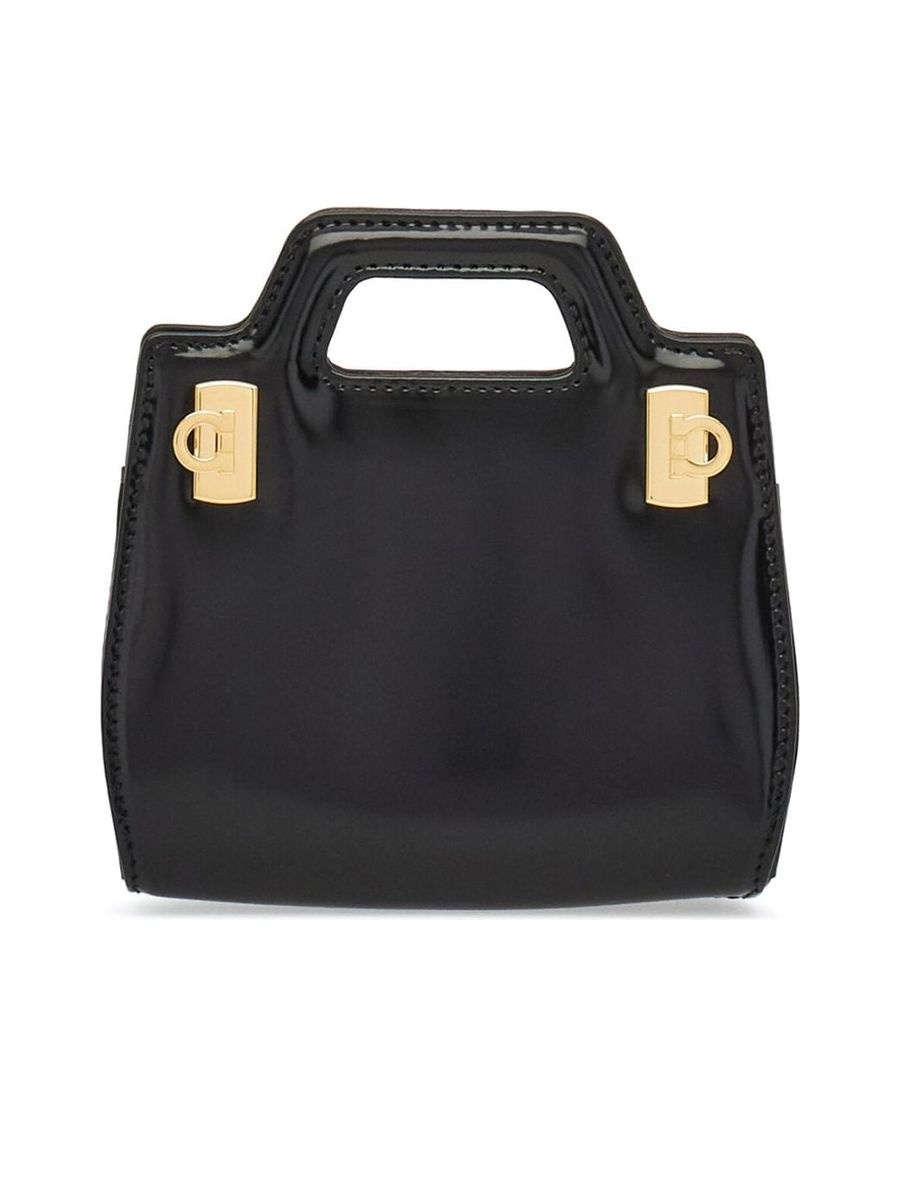 ☆人気☆【FERRAGAMO】☆WANDA ミニ ハンドバッグ☆ wanda ミニ FERRAGAMO(フェラガモ) バッグ・カバン(レディース