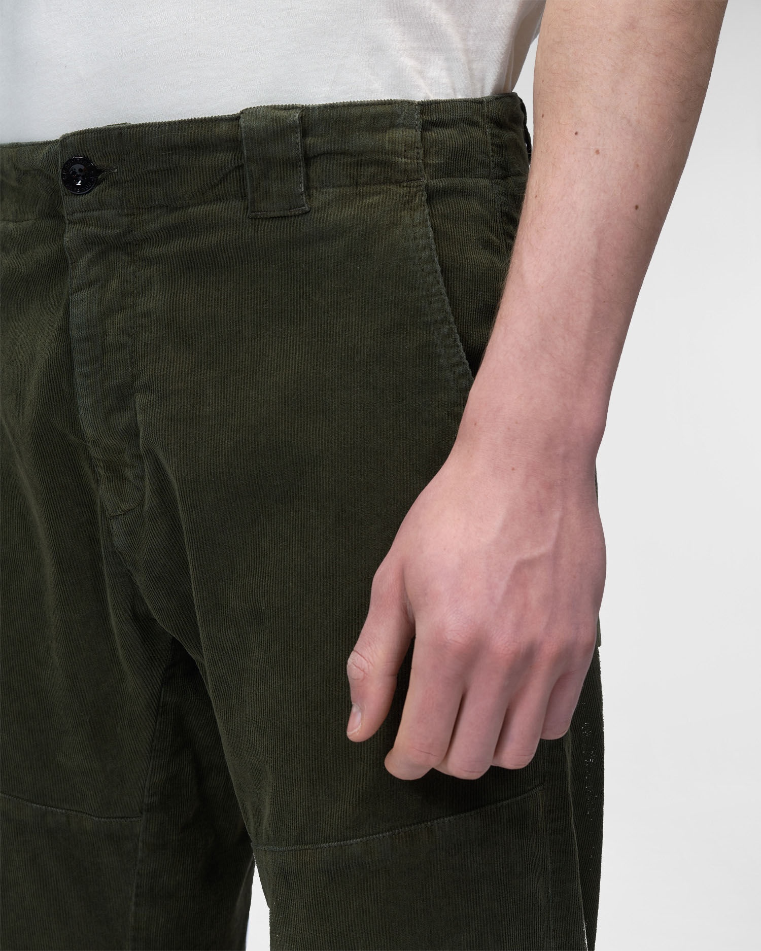 【新品】C.P. COMPANY corduroy work pants C.P. Company Corduroy Pants Ergonomic Fit | REVERSIBLE