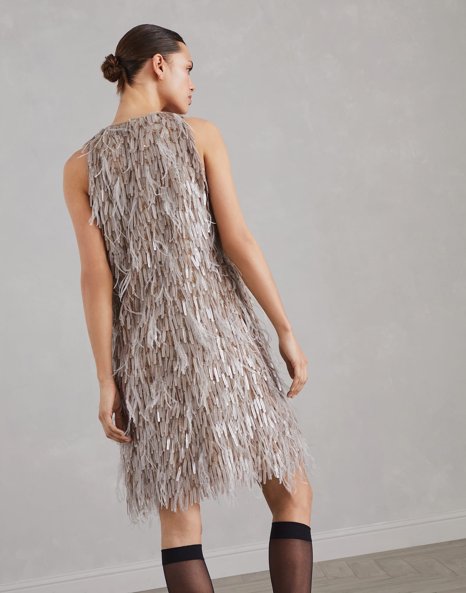 Dazzling cascade embroidery dress in crispy silk with feathers - 2