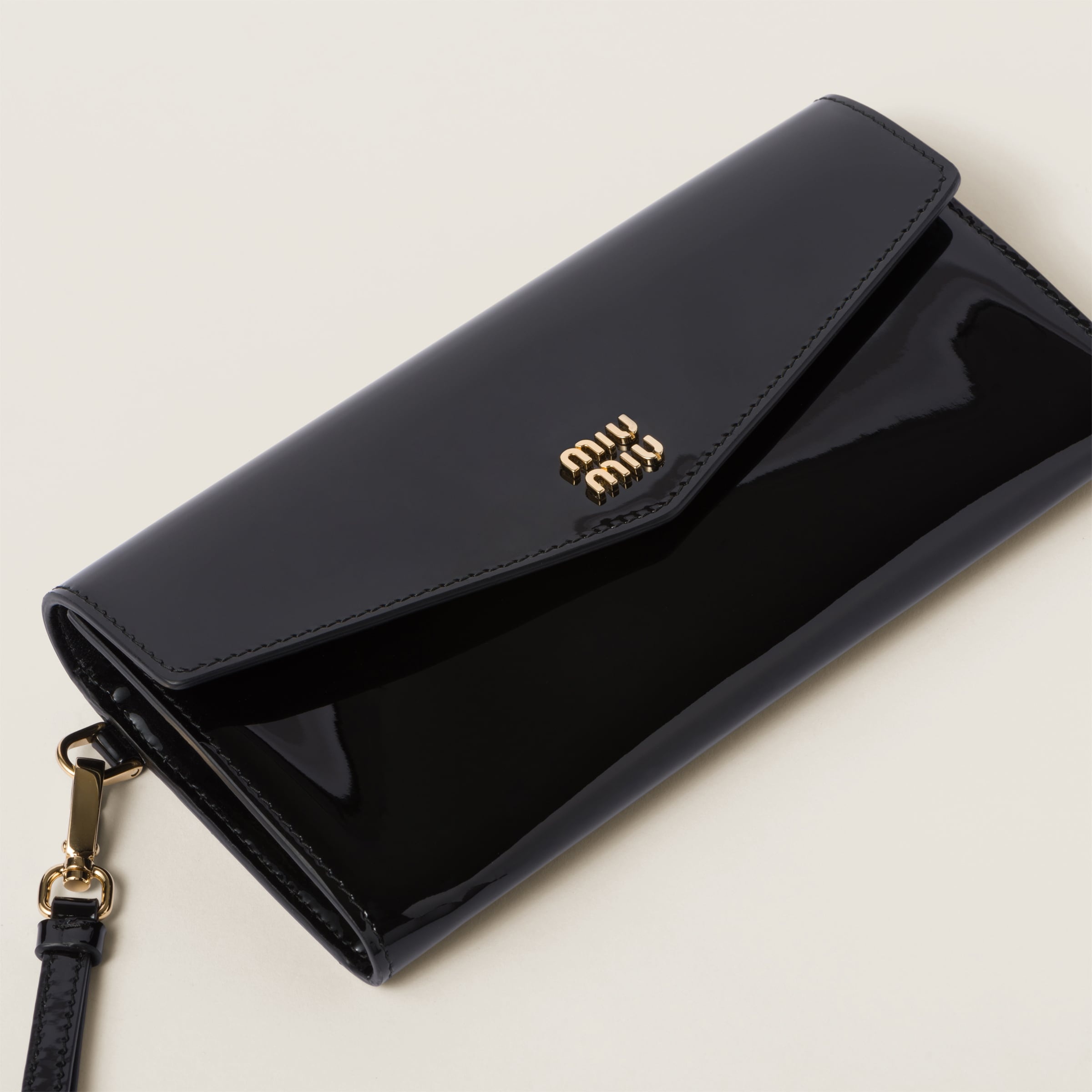 Patent leather card holder - 4