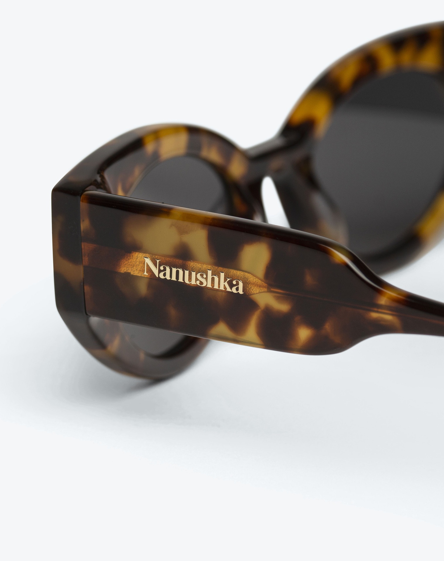 AZALEA - Cat-eye sunglasses - Tortoiseshell - 3