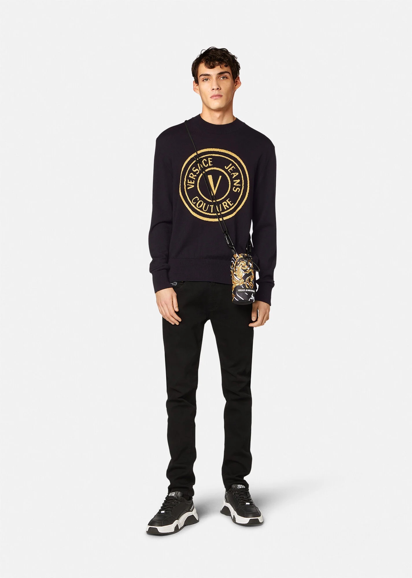 V-Emblem Knit Wool Sweater - 2