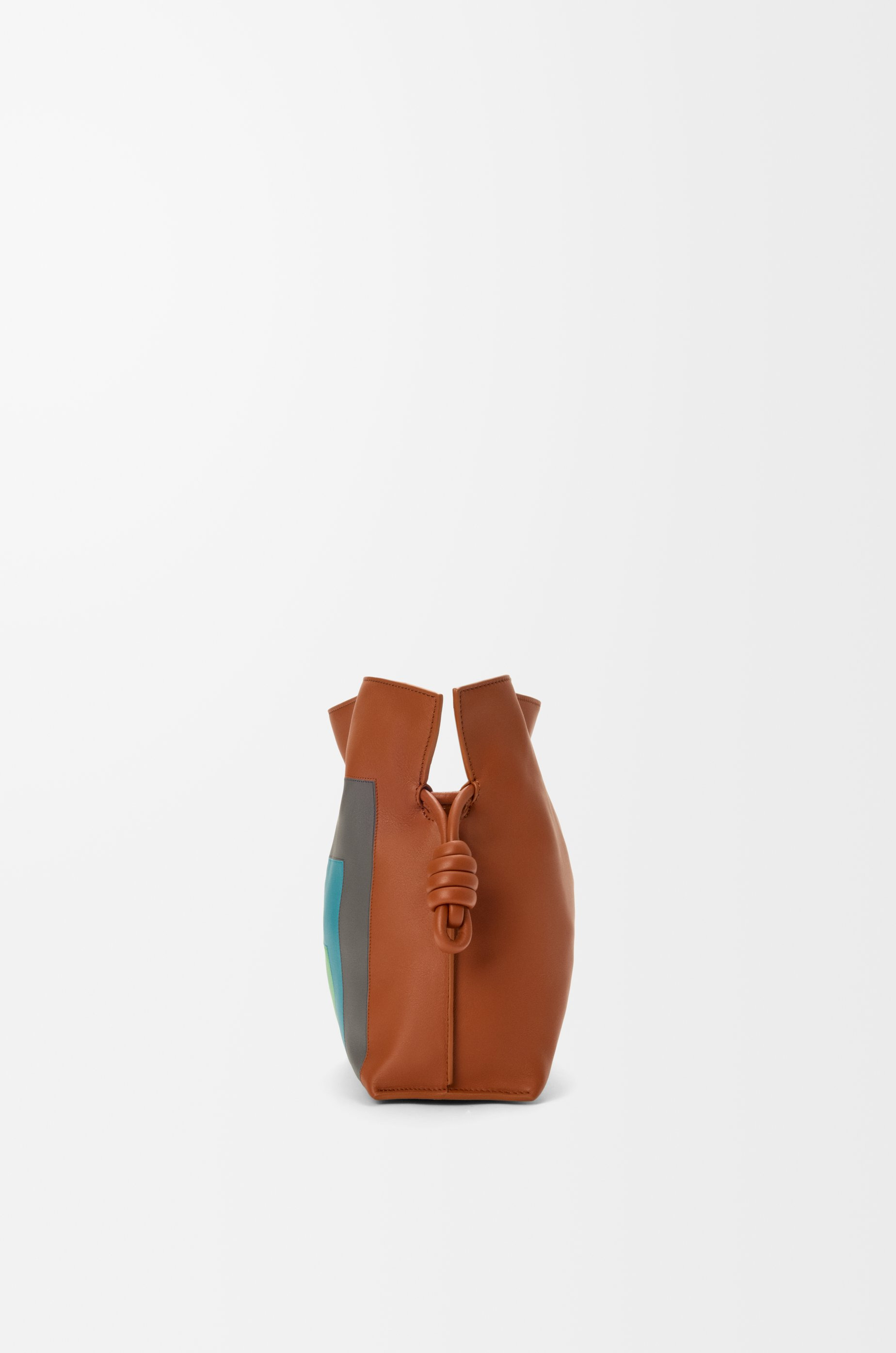 Medium Flamenco clutch in nappa calfskin - 5