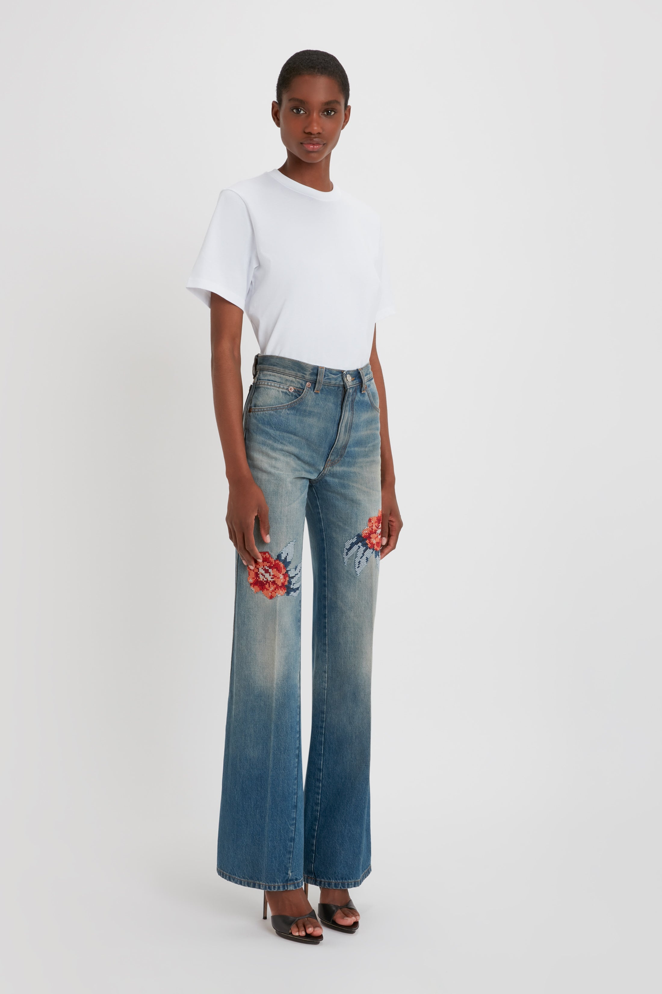 Mid-Rise Loose Flare Jean In Vintage Blue - 3