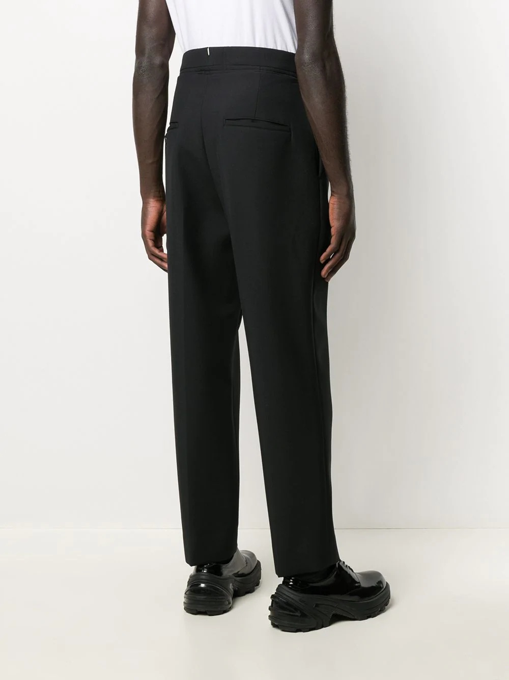 dart detail straight-leg trousers - 4