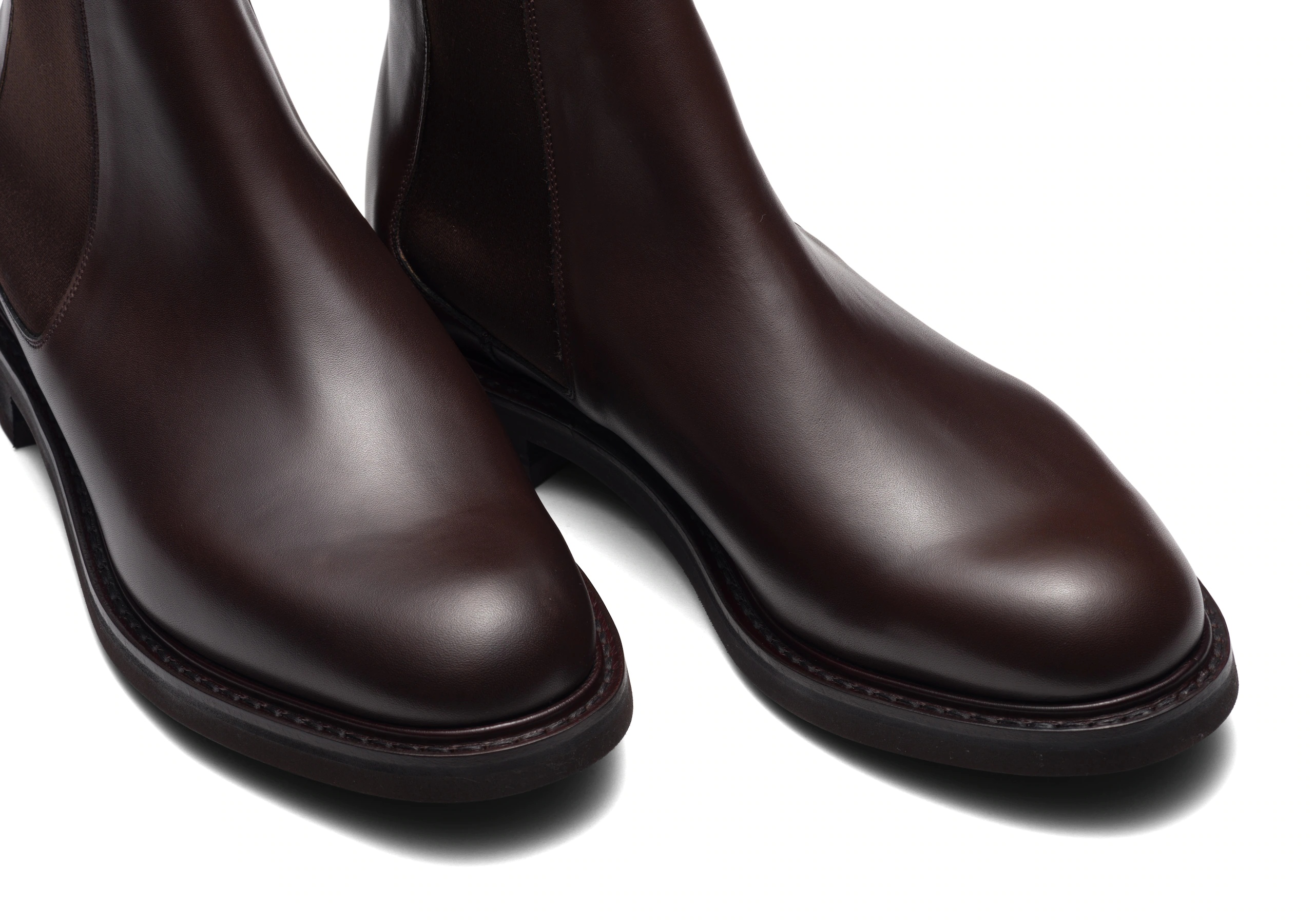 Welwyn lw
Calf Leather Chelsea Boot Ebony - 4