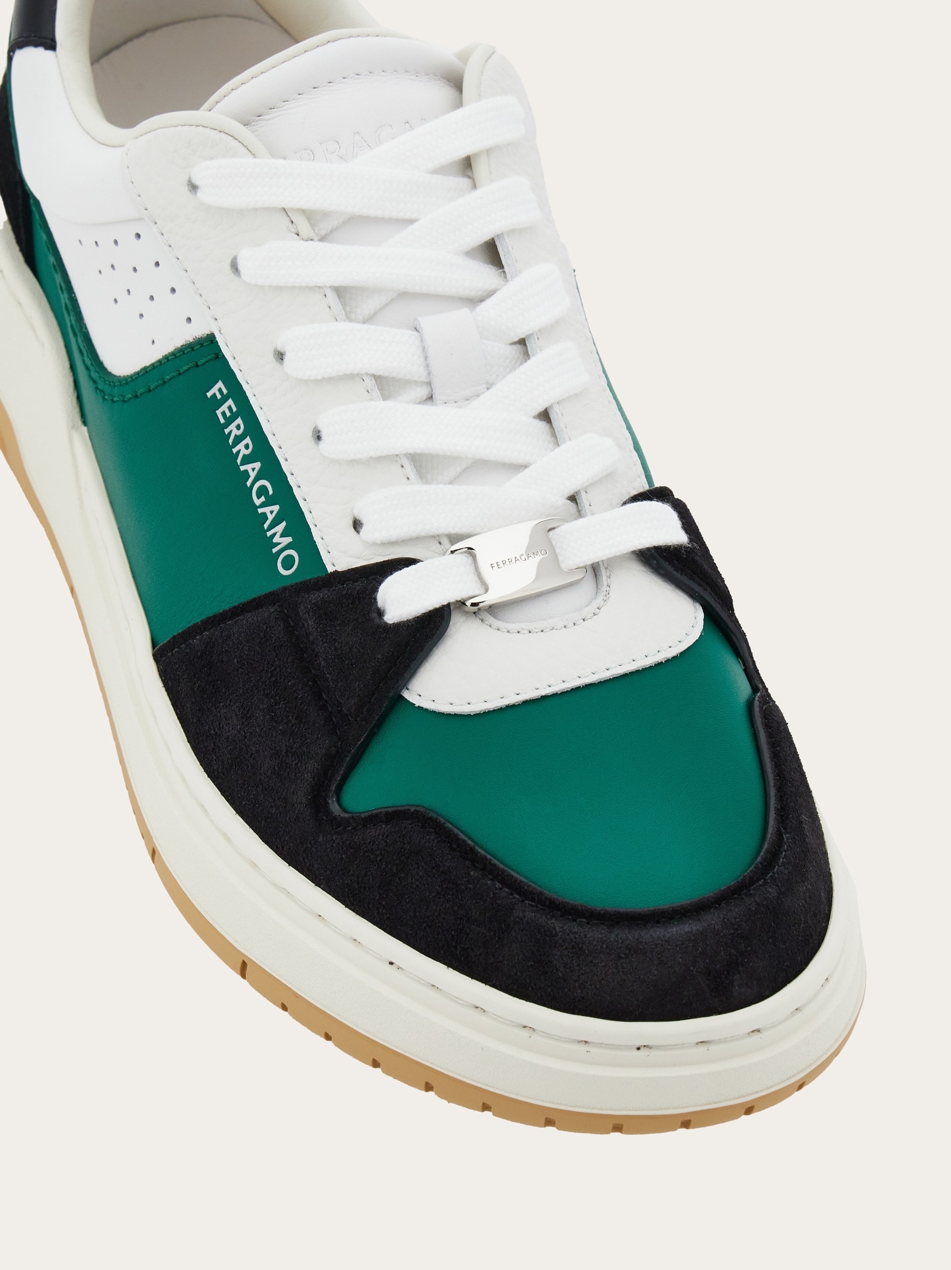 Suede patch skate sneaker - 6