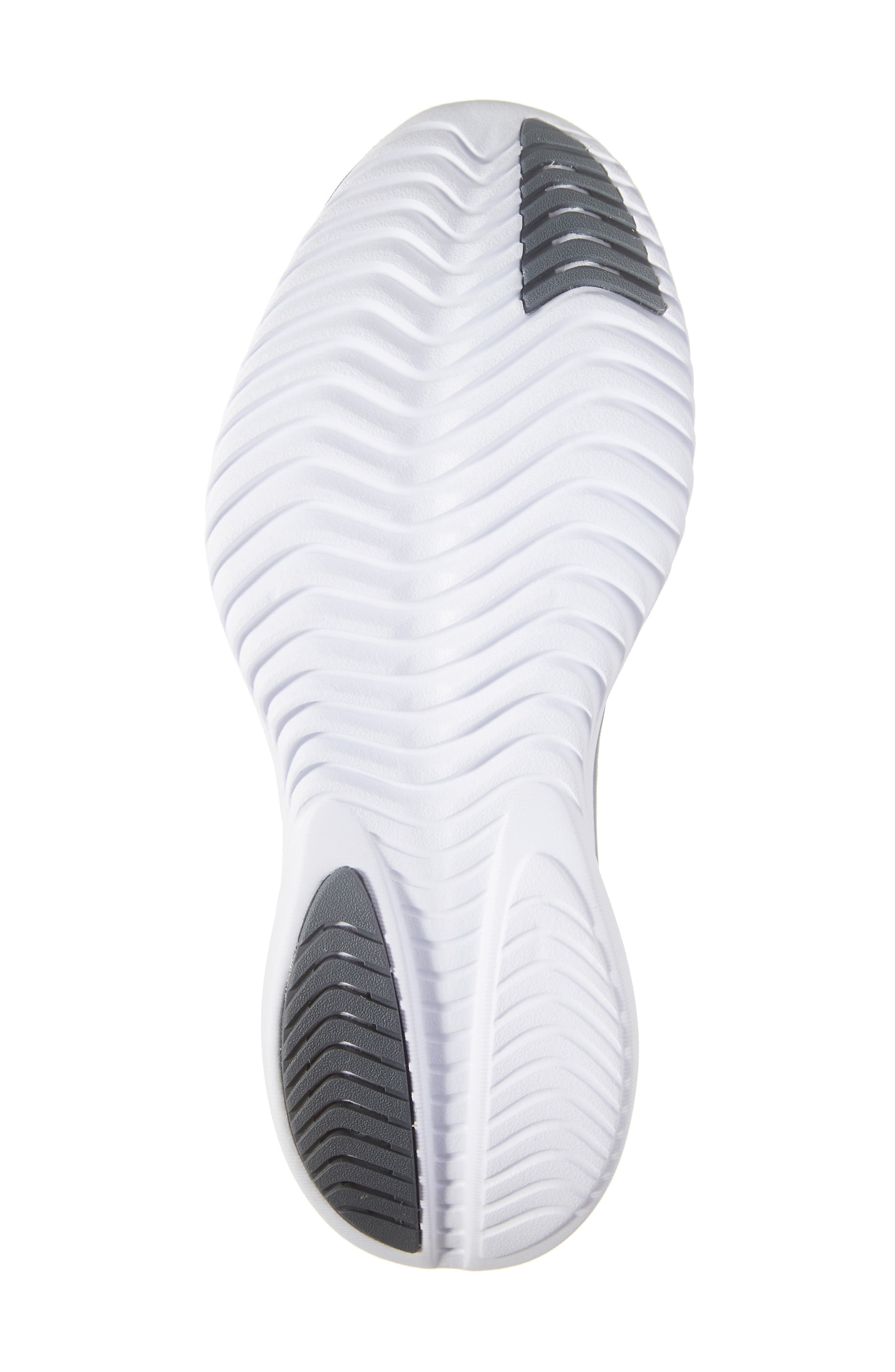 Saucony Kinvara 15 Running Shoe in Black/White at Nordstrom - 6