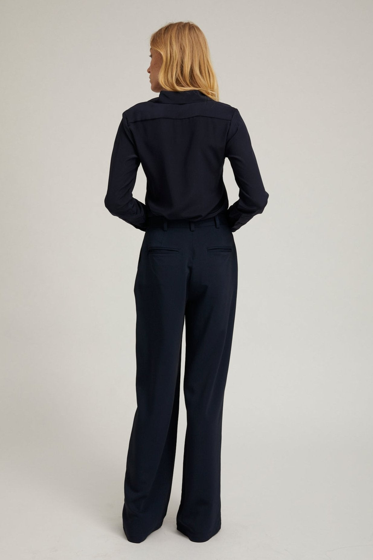 NAVY CREPE STRAIGHT LEG PLEATED TROUSERS - 4