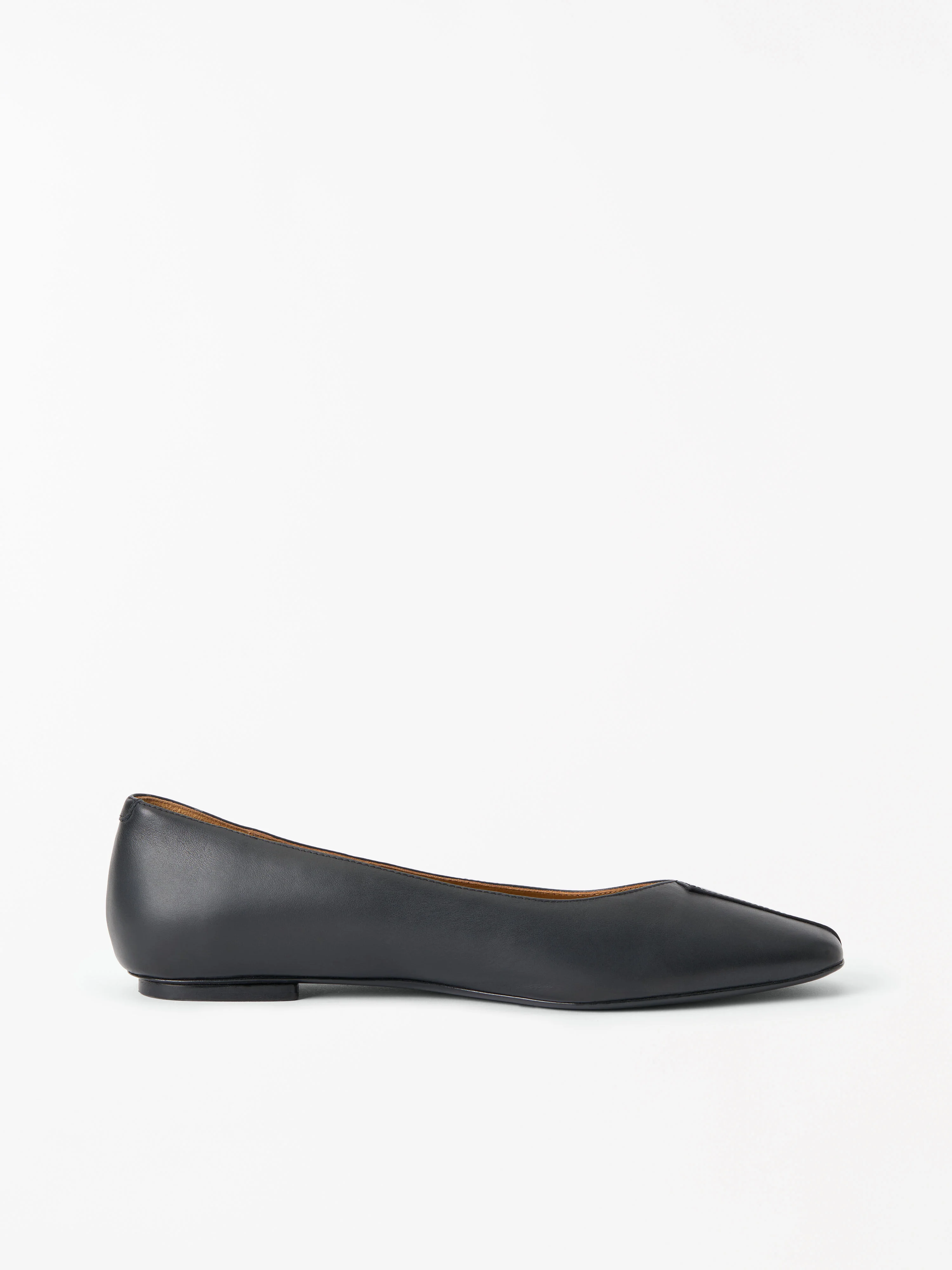 Tripo Chisel Toe Ballerina - 1