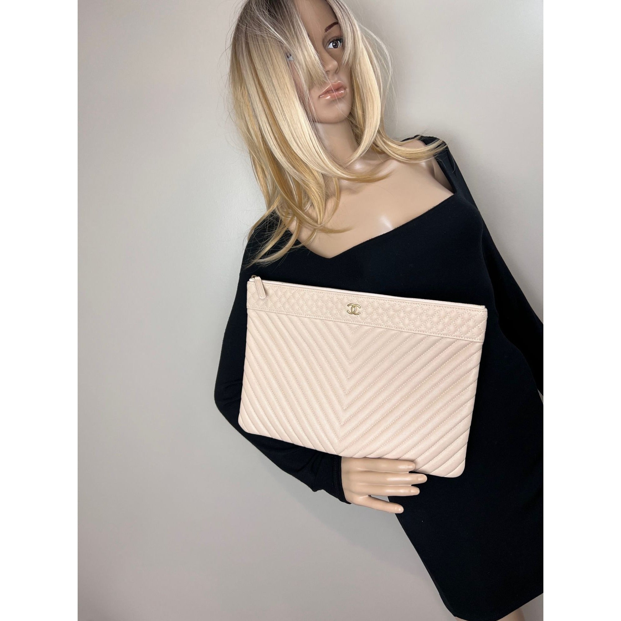 Chanel Caviar Chevron Quilted Large Beige Leather Cosmetic Clutch Bag - 10