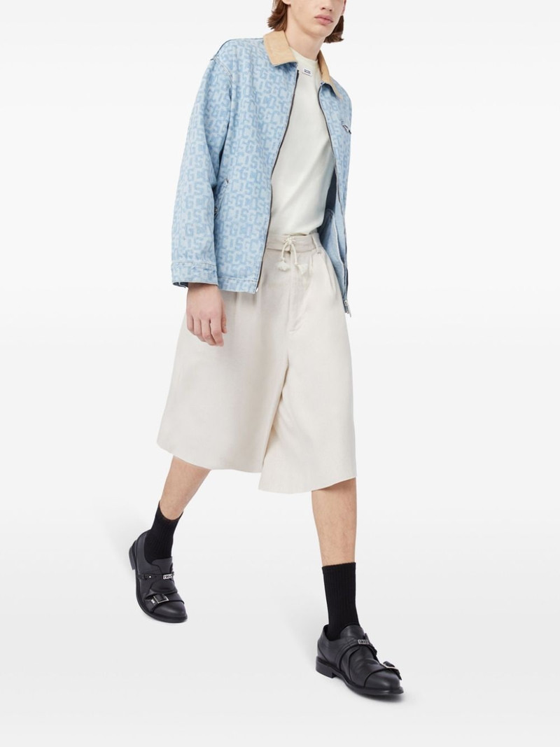 GCDS logo-embroidered pleated bermuda shorts outlook