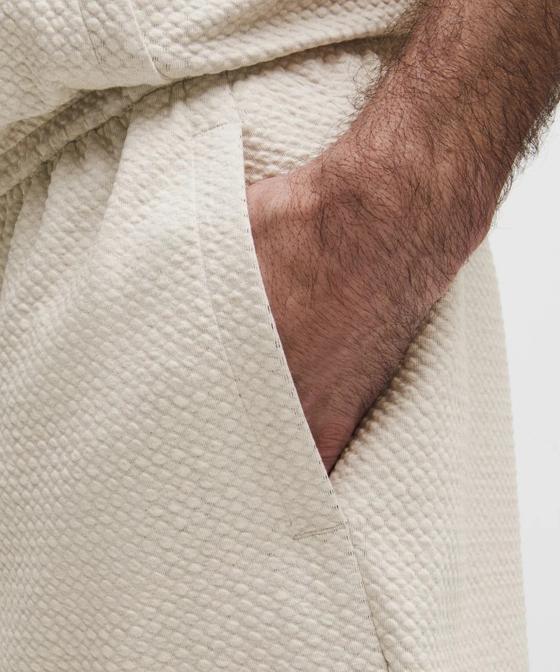 Textured Double-Knit Cotton Short 7" 5
