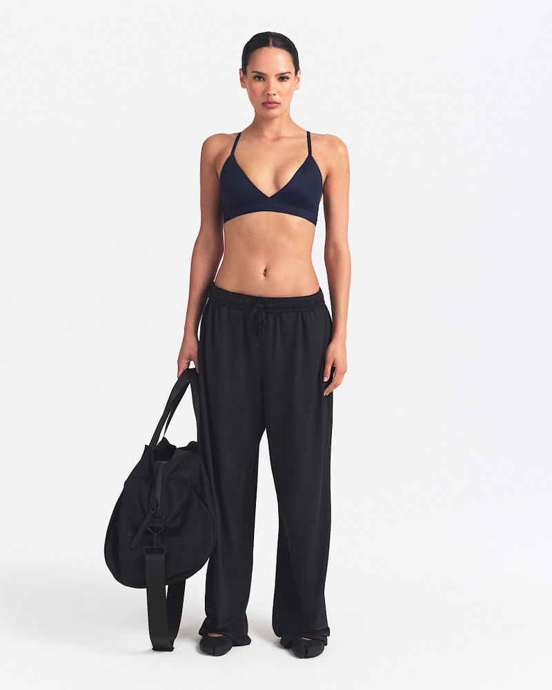 NikeSKIMS Shine Women's Triangle Bra 4