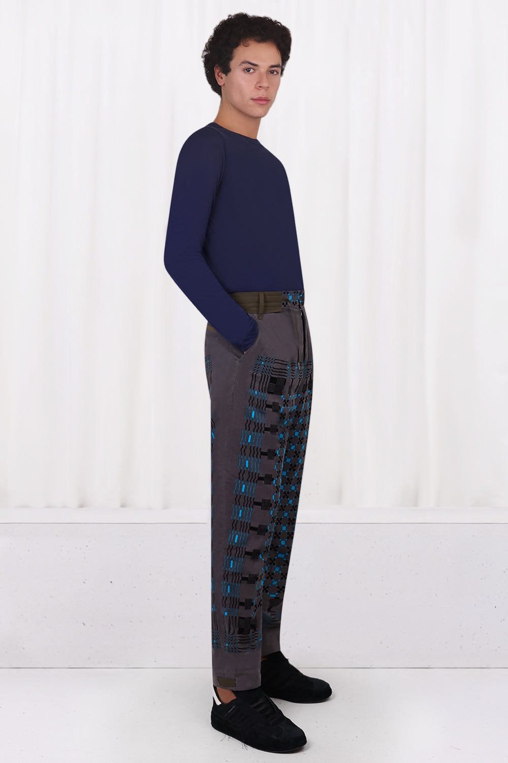 GEOMETRIC PRINT PANTS | GRAY - 2