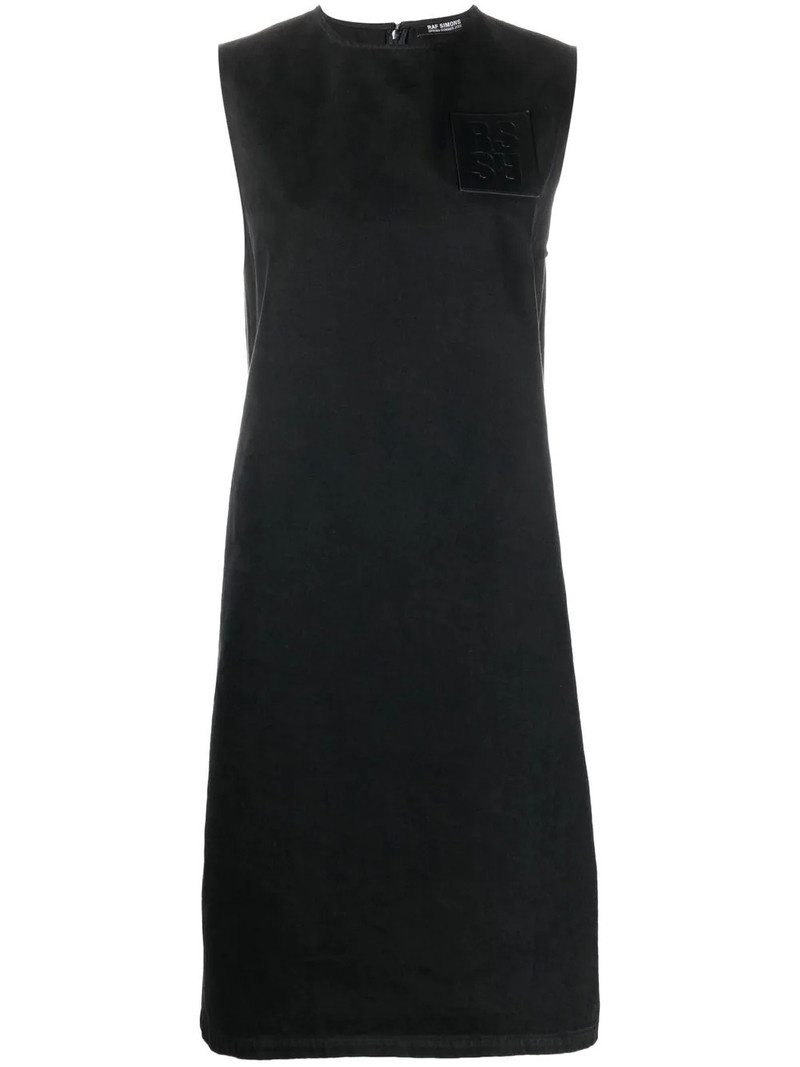 sleeveless logo-patch shift dress 1