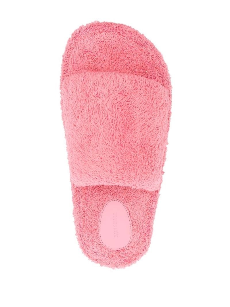 Rise soft towel slide - 5