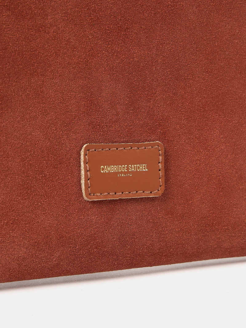 The Twist Lock Pouch - Cinnamon with Suede 6