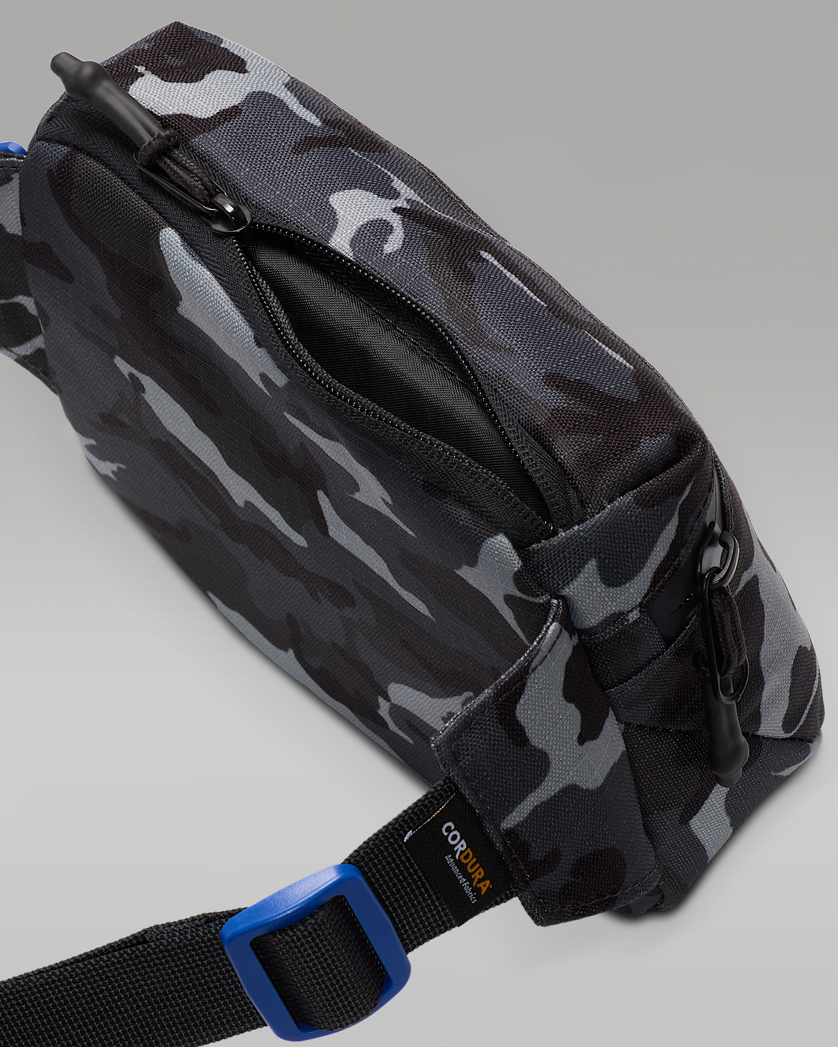 Jordan Franchise Crossbody Bag (2L) - 5