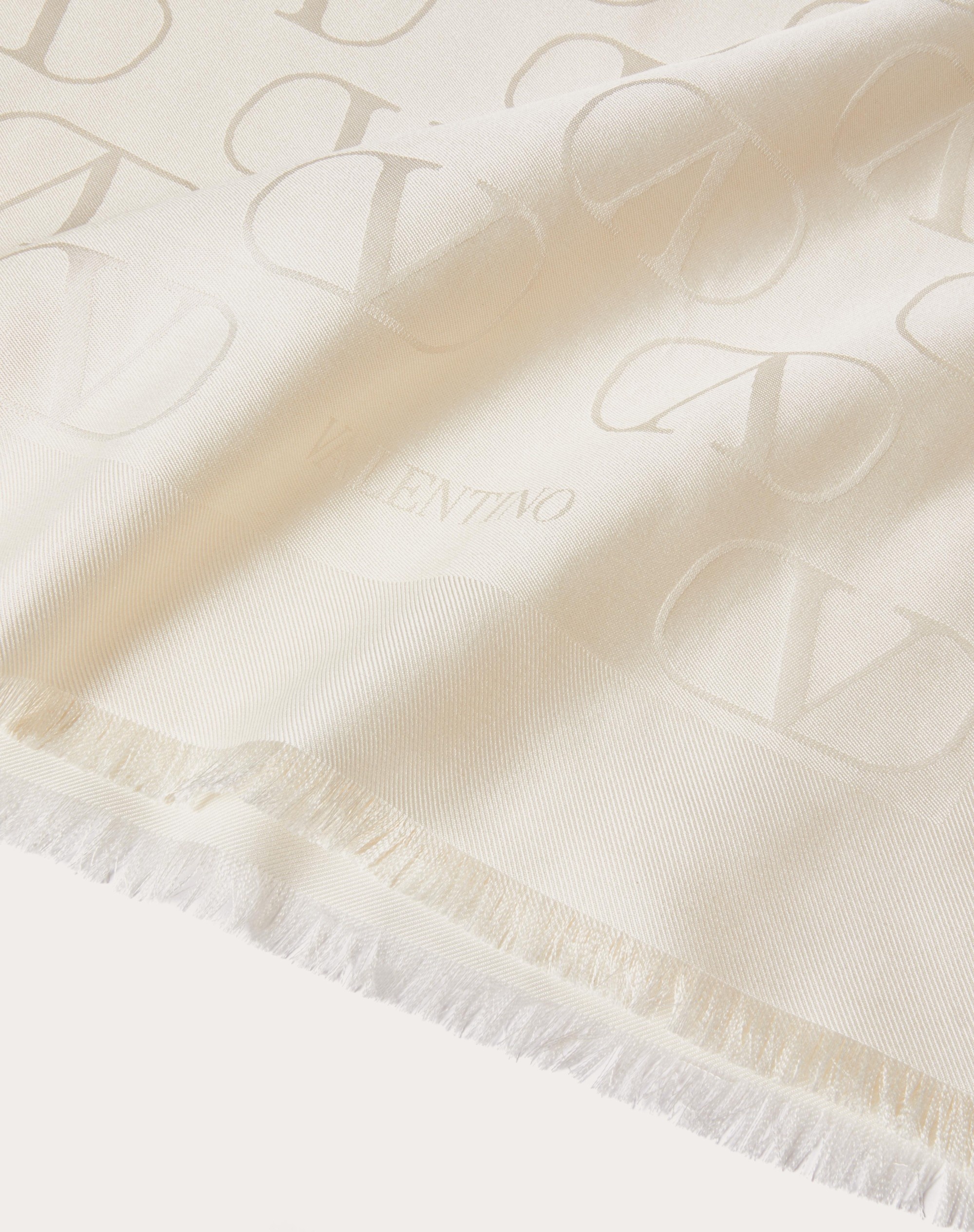VLOGO SIGNATURE JACQUARD SHAWL IN SILK 140X140 CM - 2