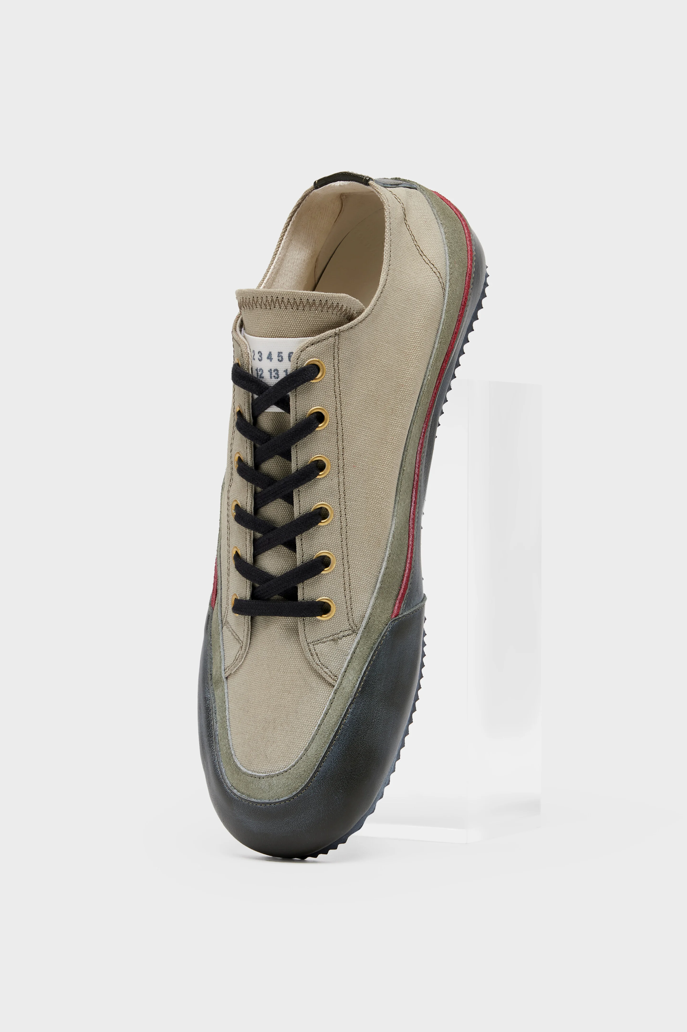 Traveler Sneaker - 1
