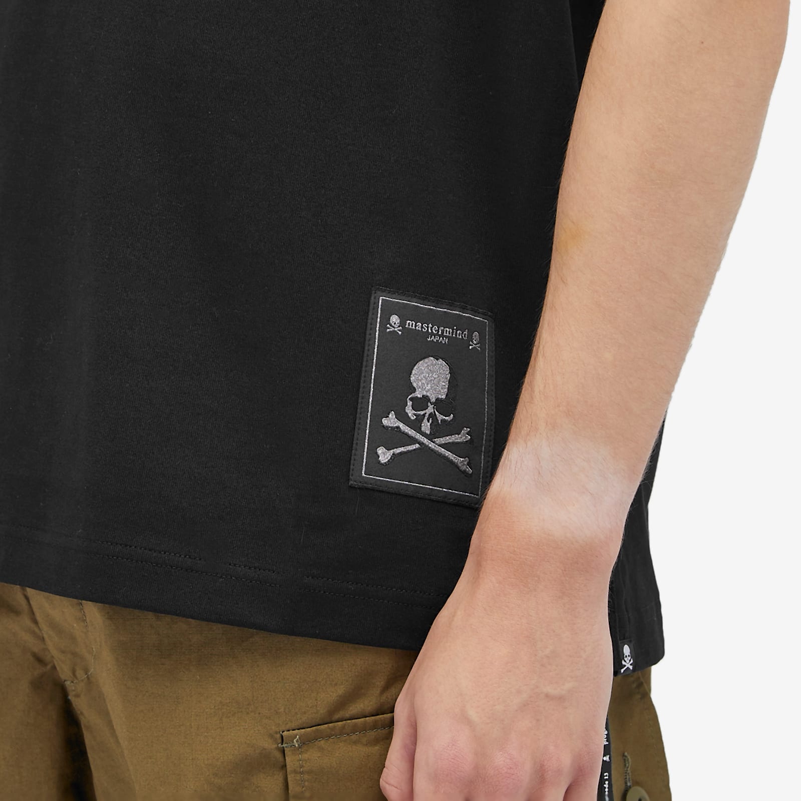 MASTERMIND WORLD Micro Skull Back Logo T-Shirt - 5