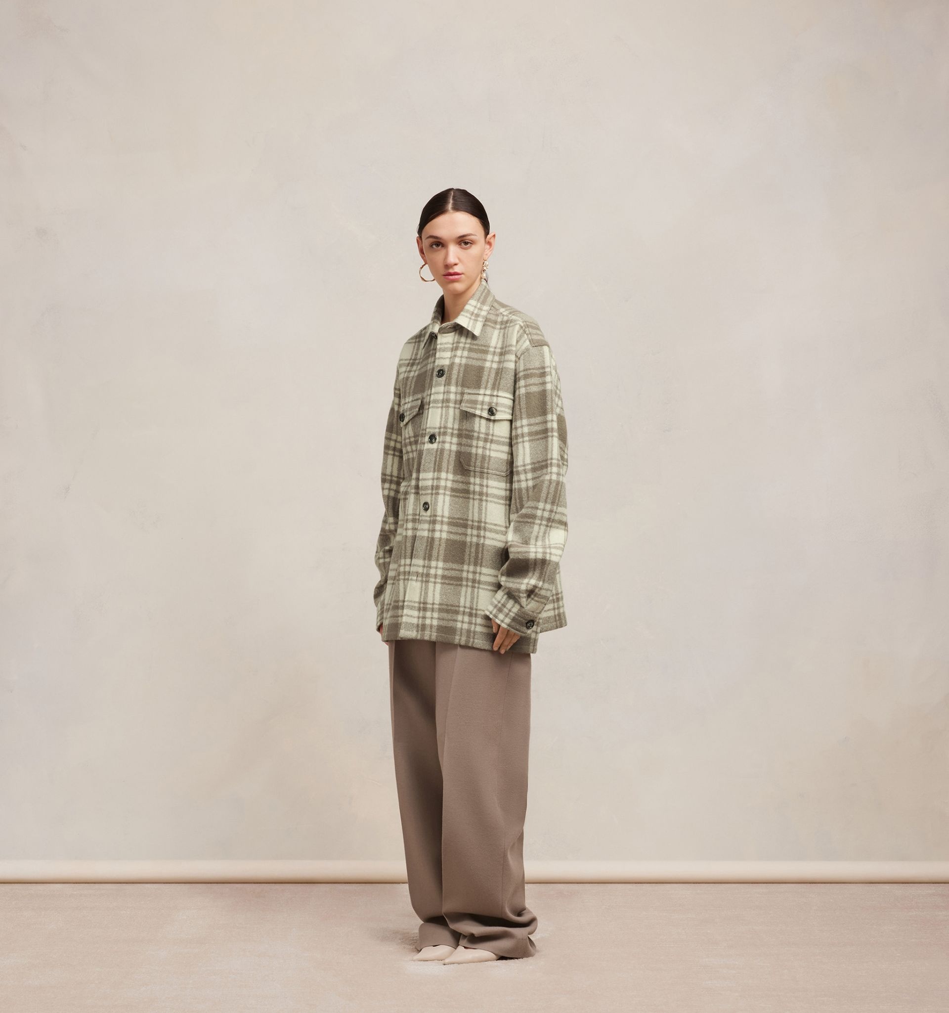 Oversize Overshirt With Chest Pockets - 5