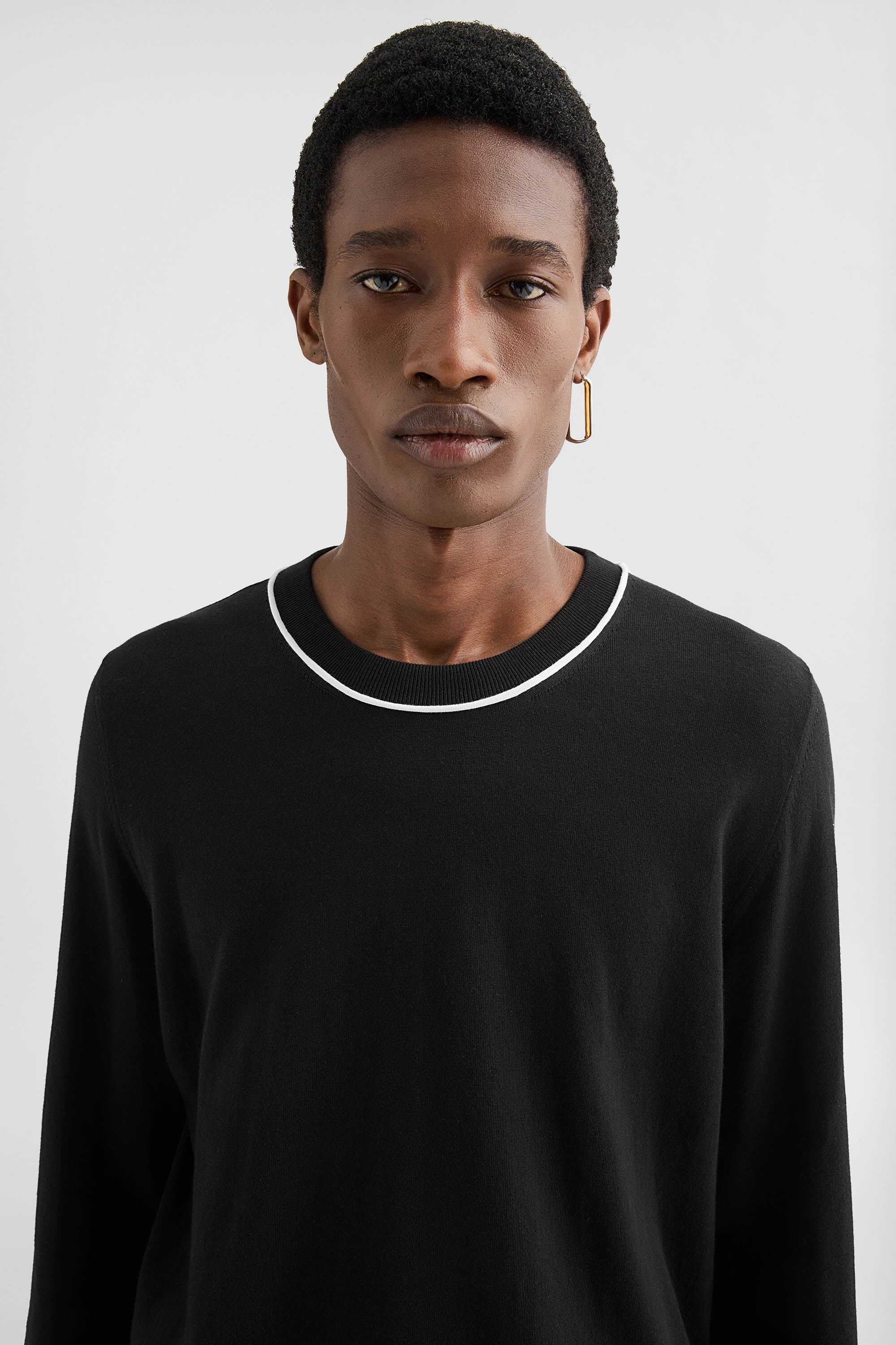 Lightweight Cotton Crew-Neck Sweater - 3