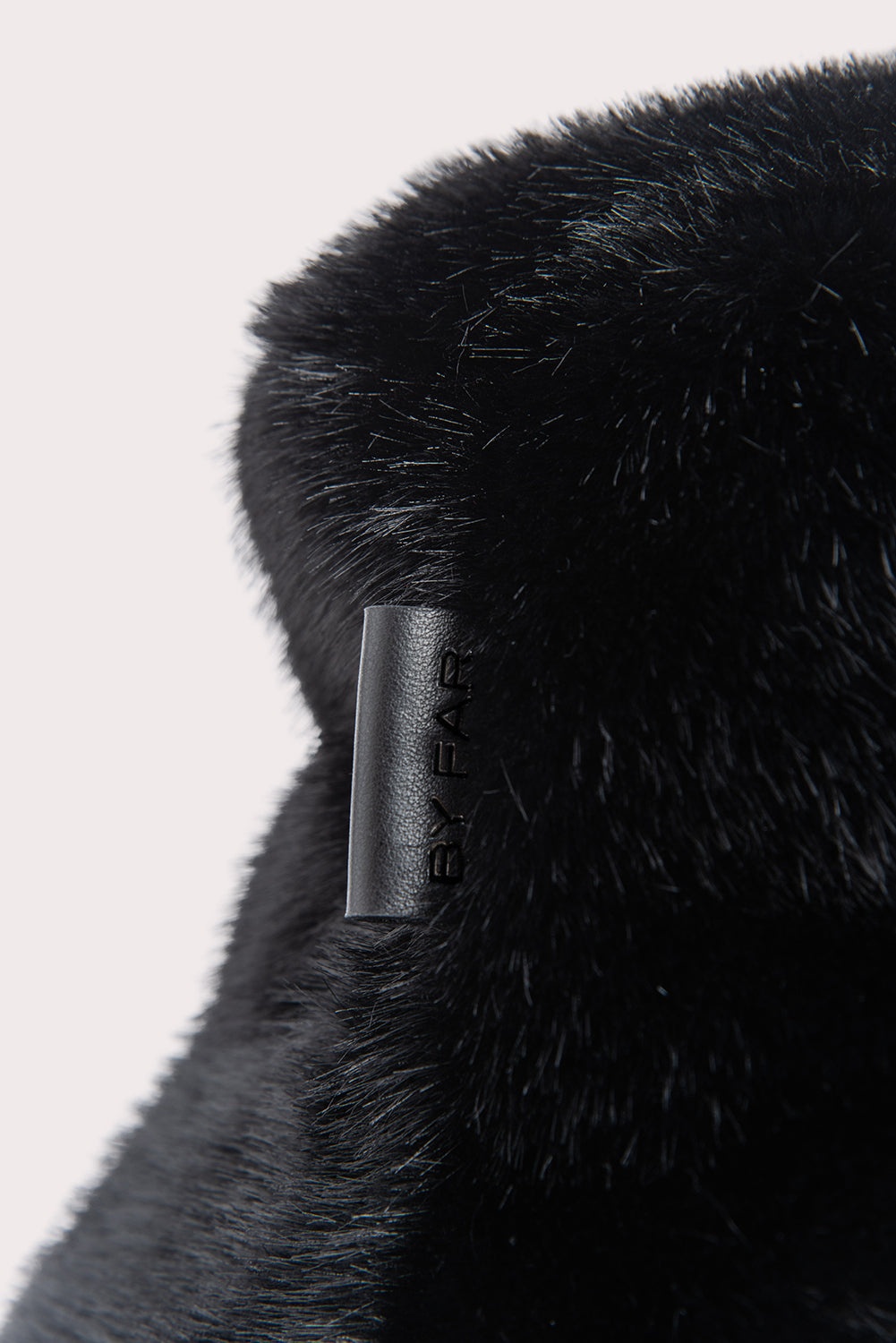 FLETCHER BUCKET HAT BLACK FAUX FUR - 2