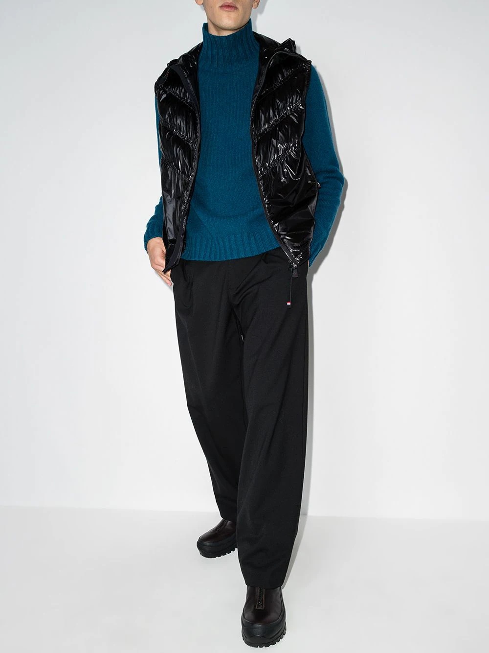 chevron-quilted padded gilet - 5