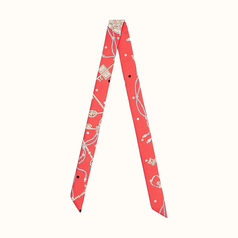 Hermès Les Cles a Pois doll twilly outlook