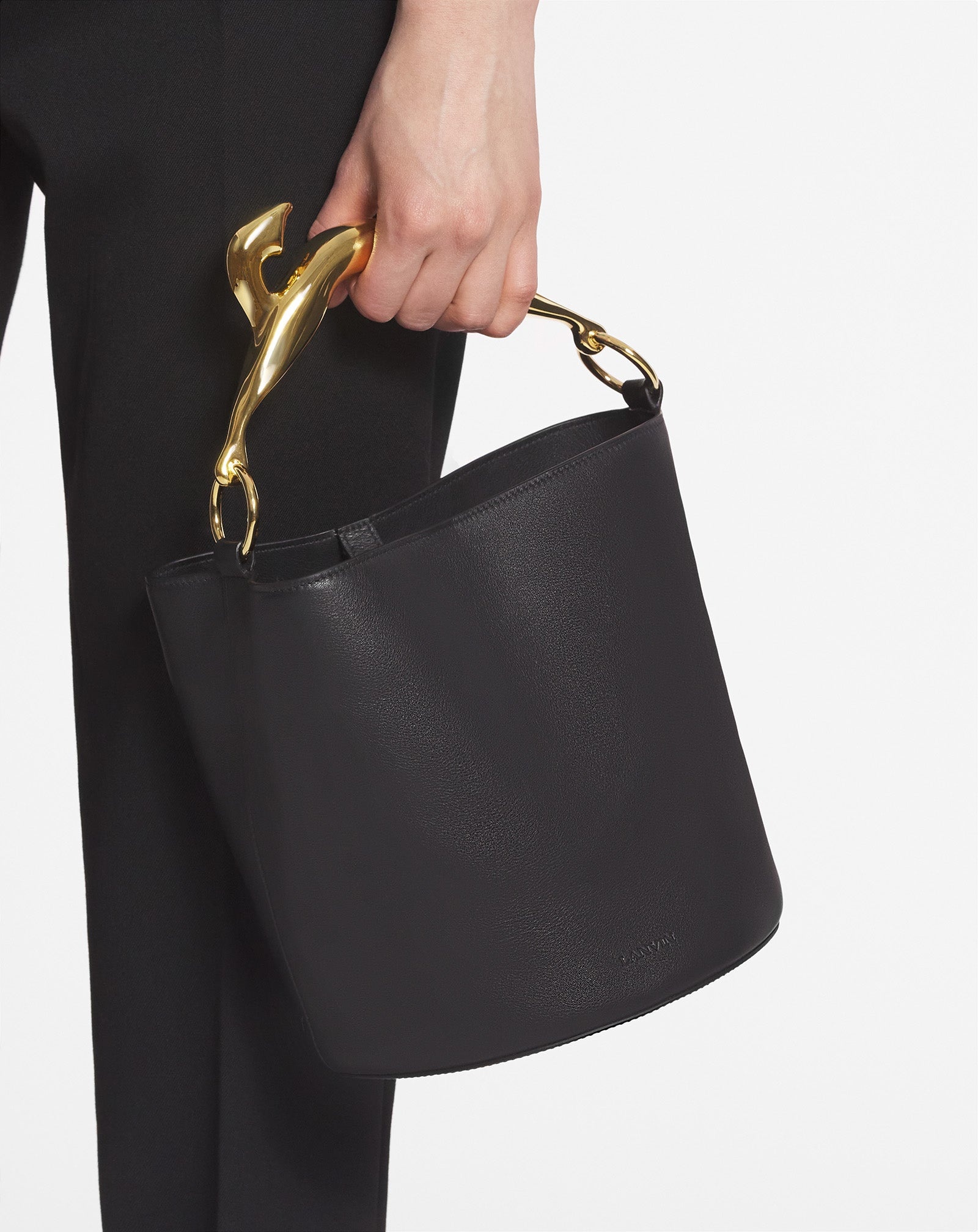 LEATHER FUSION CAT BUCKET BAG - 2
