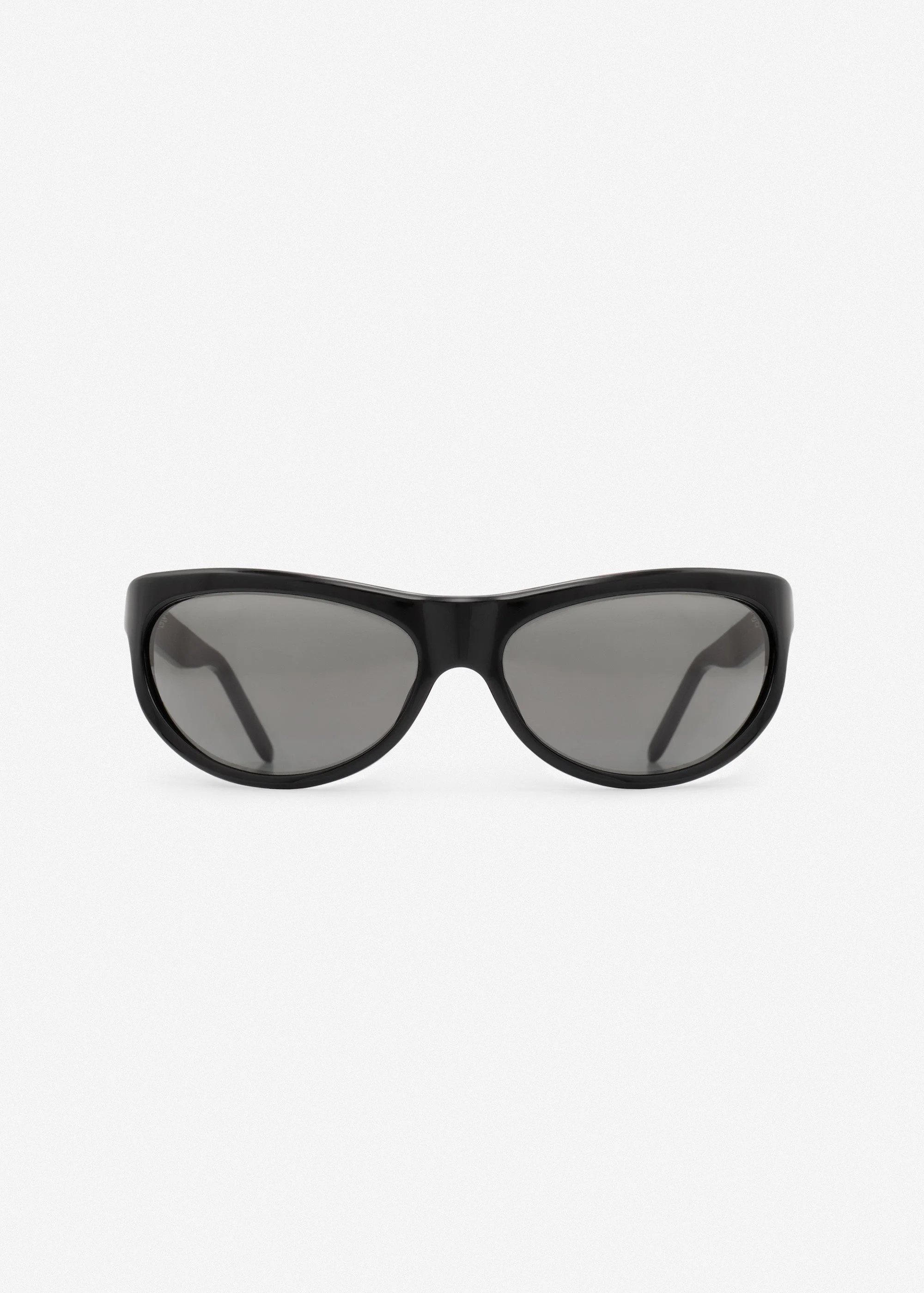 Semi-round sunglasses in black - 1