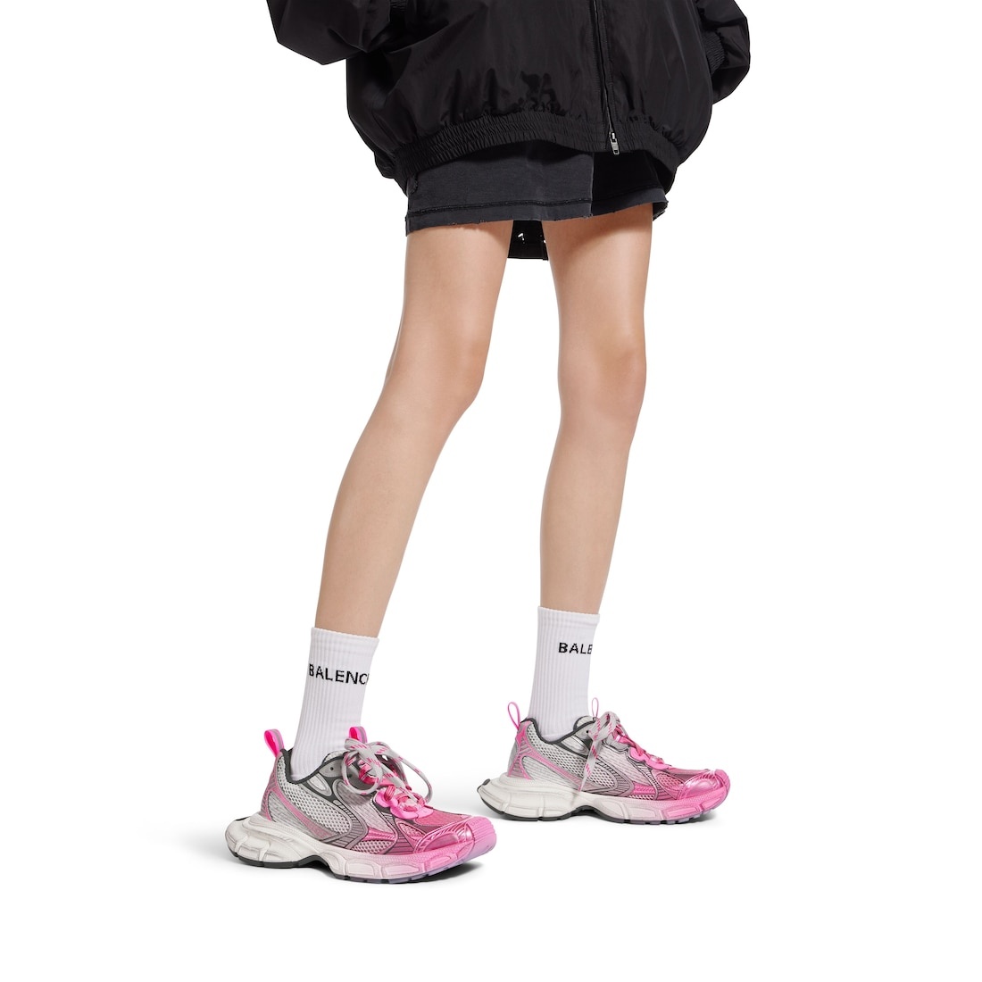 Women's 3xl Toe Spray Sneaker in Grey/pink/dark Grey - 9