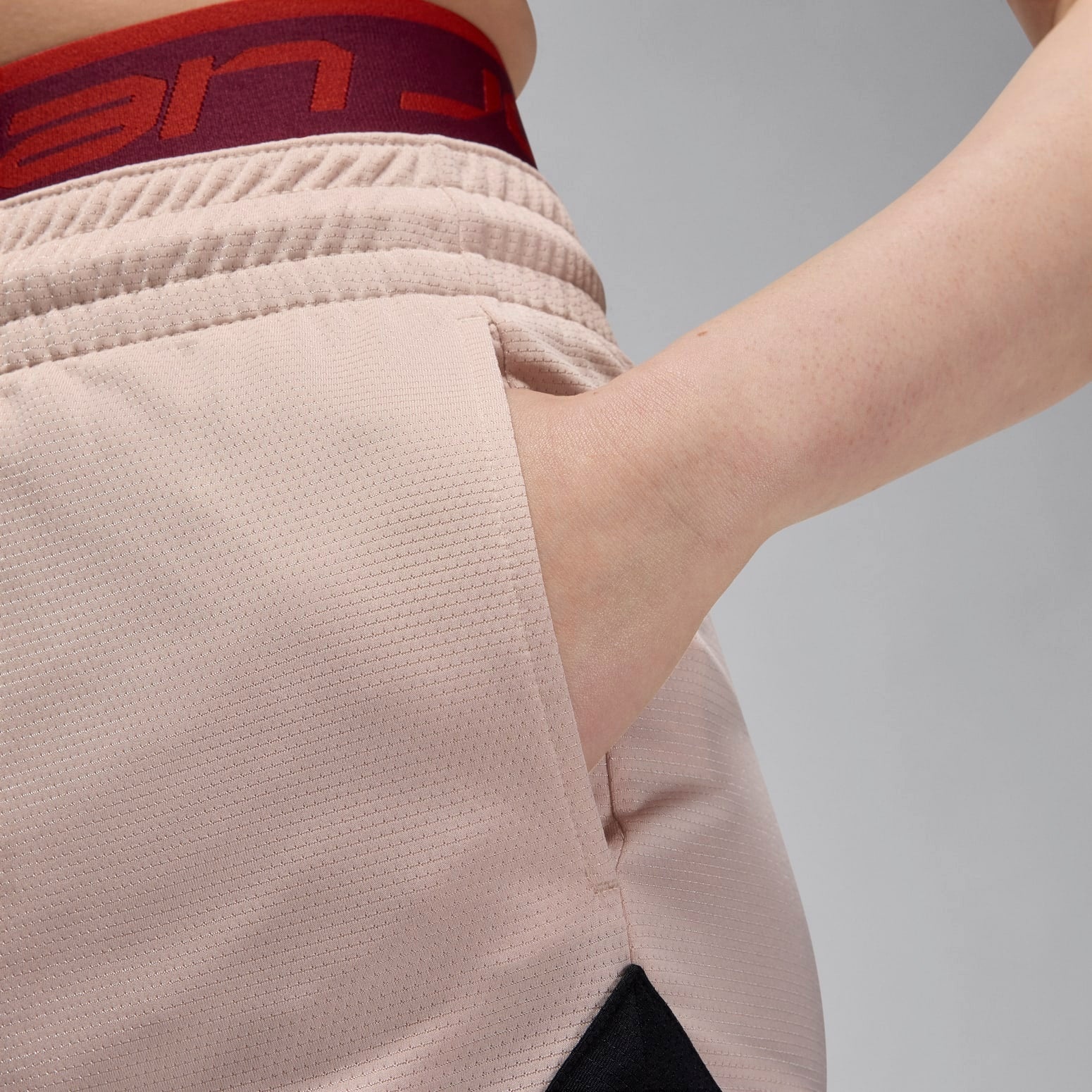 (WMNS) Air Jordan Sport Diamond Shorts 'Pink' FB4589-207 - 4