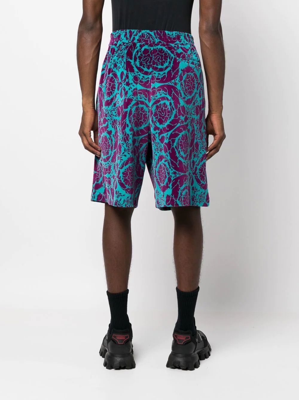 abstract pattern Bermuda shorts - 4