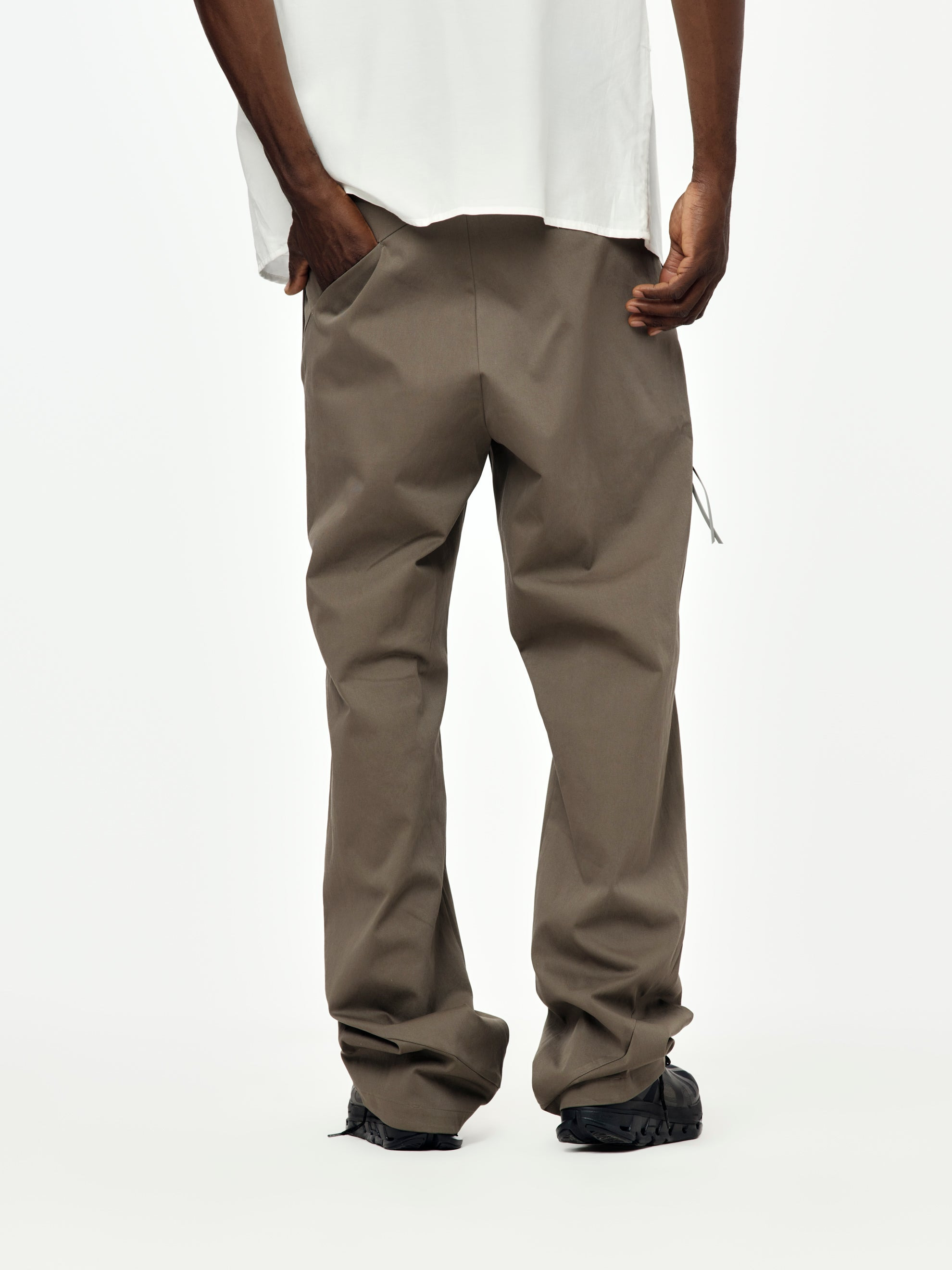 8.0 WOVEN TROUSERS RIGHT - 3