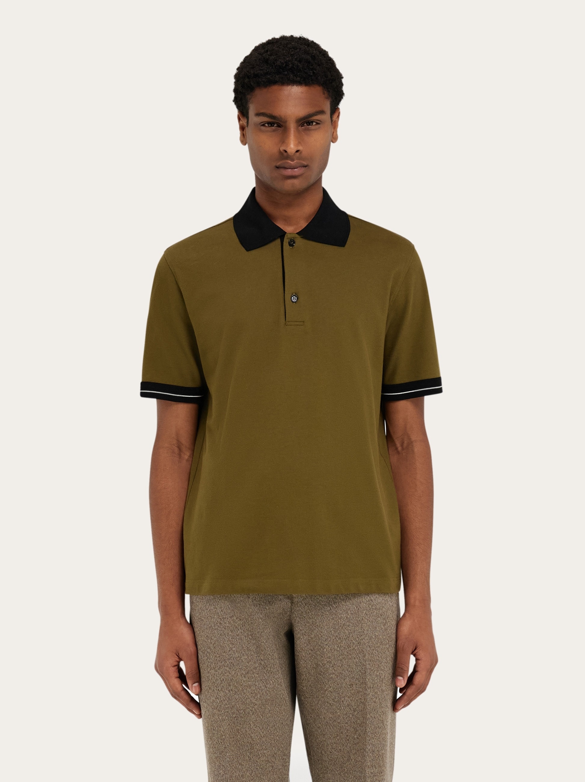 Polo shirt with color block detail - 2