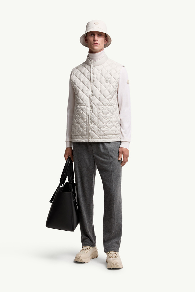 Moncler Lycope Diamond-Quilted Down Vest outlook