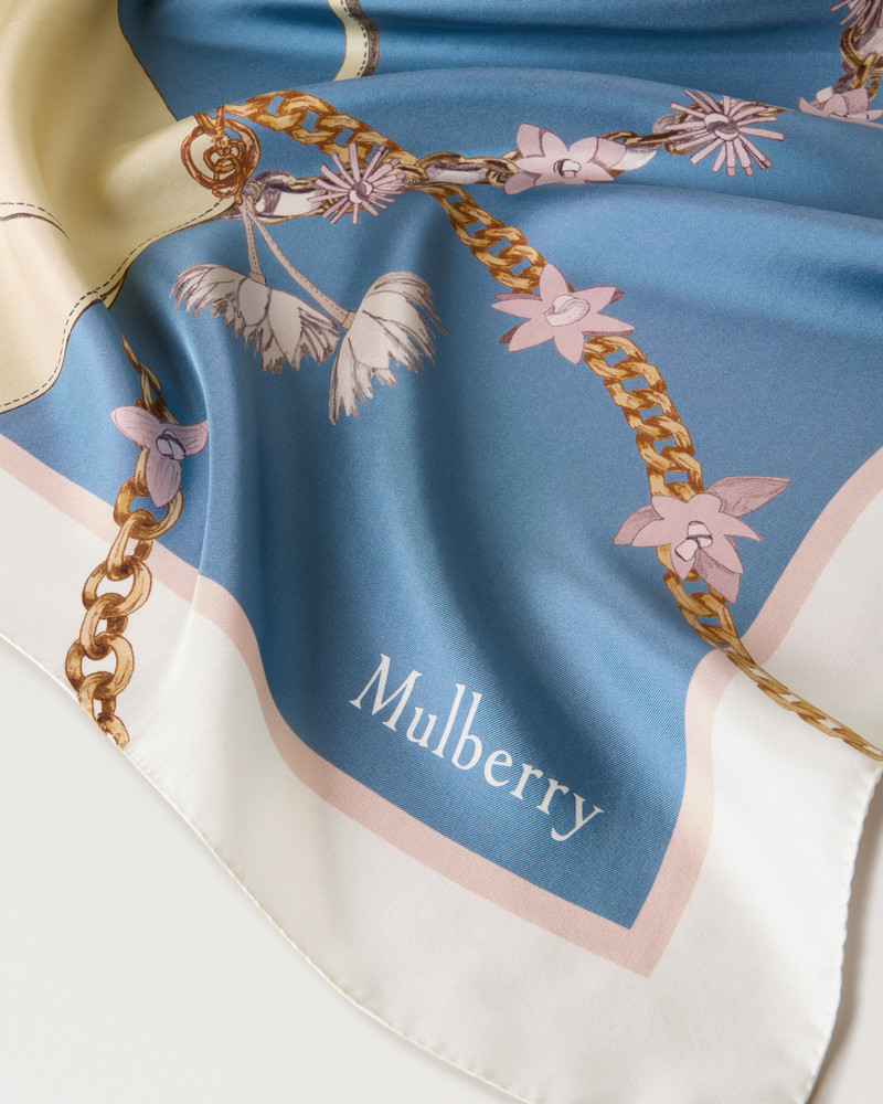 Lana Bag & Chains Square
Brighton Blue & Buttermilk Silk Twill 3