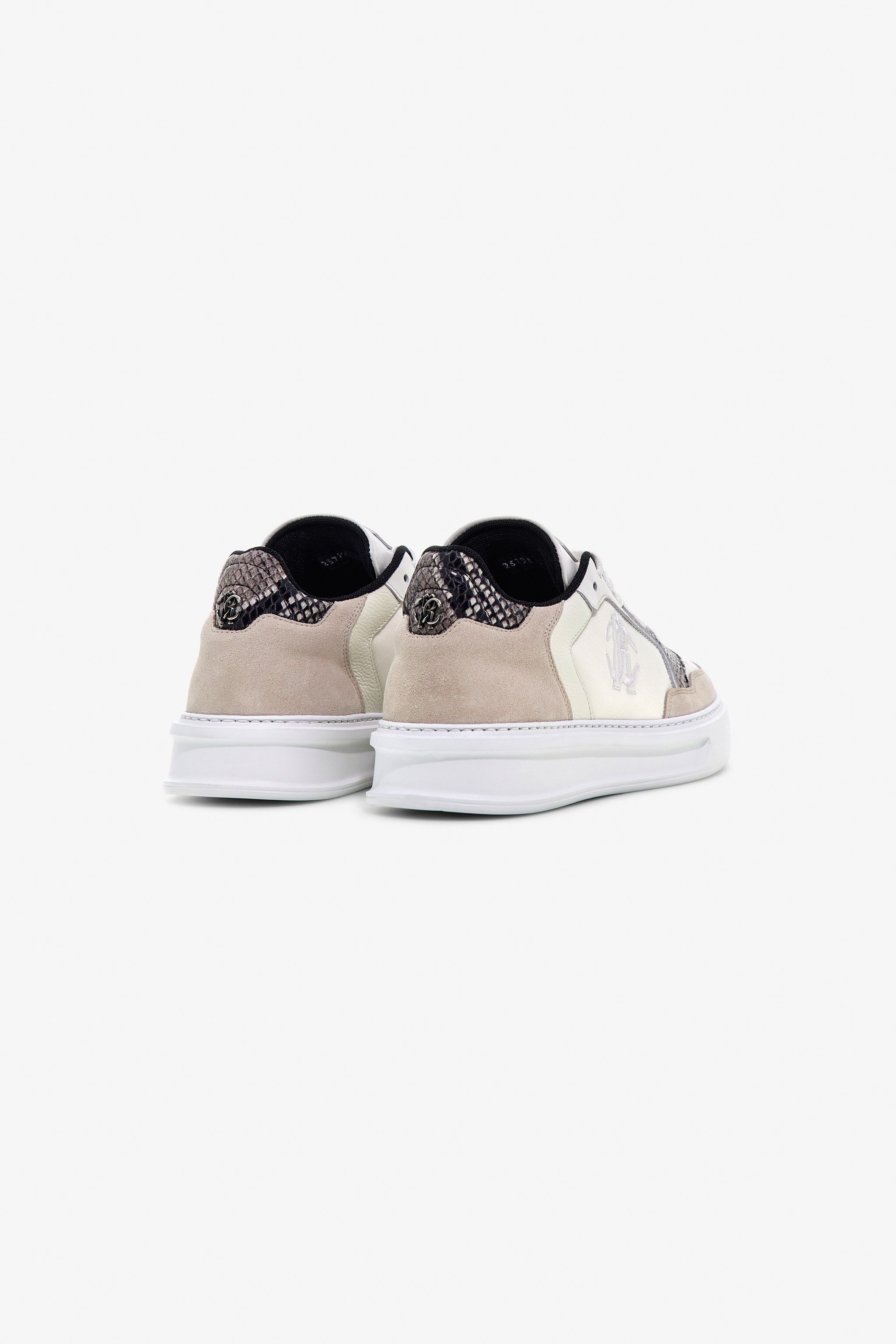 Low-Top Sneakers - 3