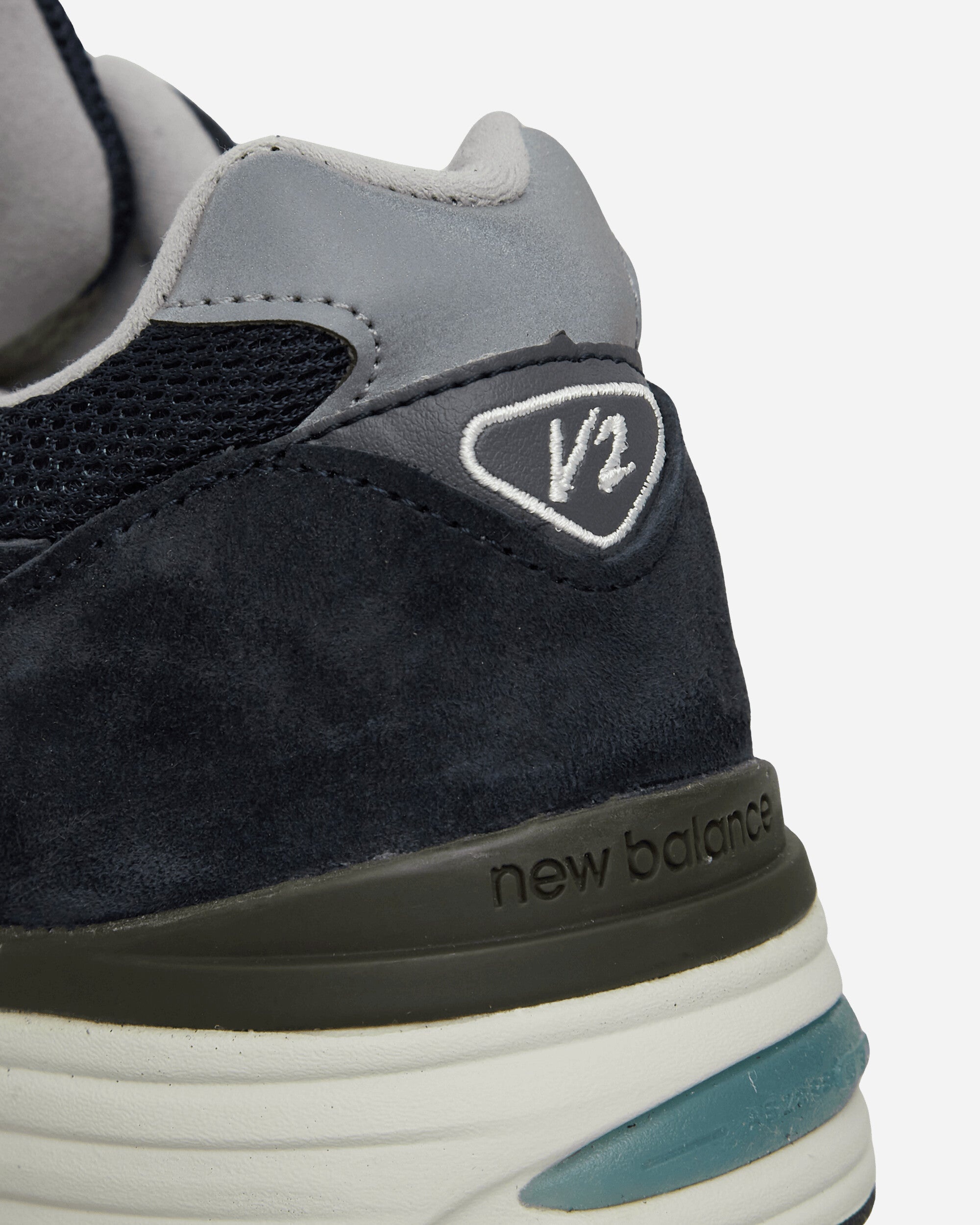 Made in UK 991v2 Sneakers Dark Navy / Smoked Pearl / Silver - 6