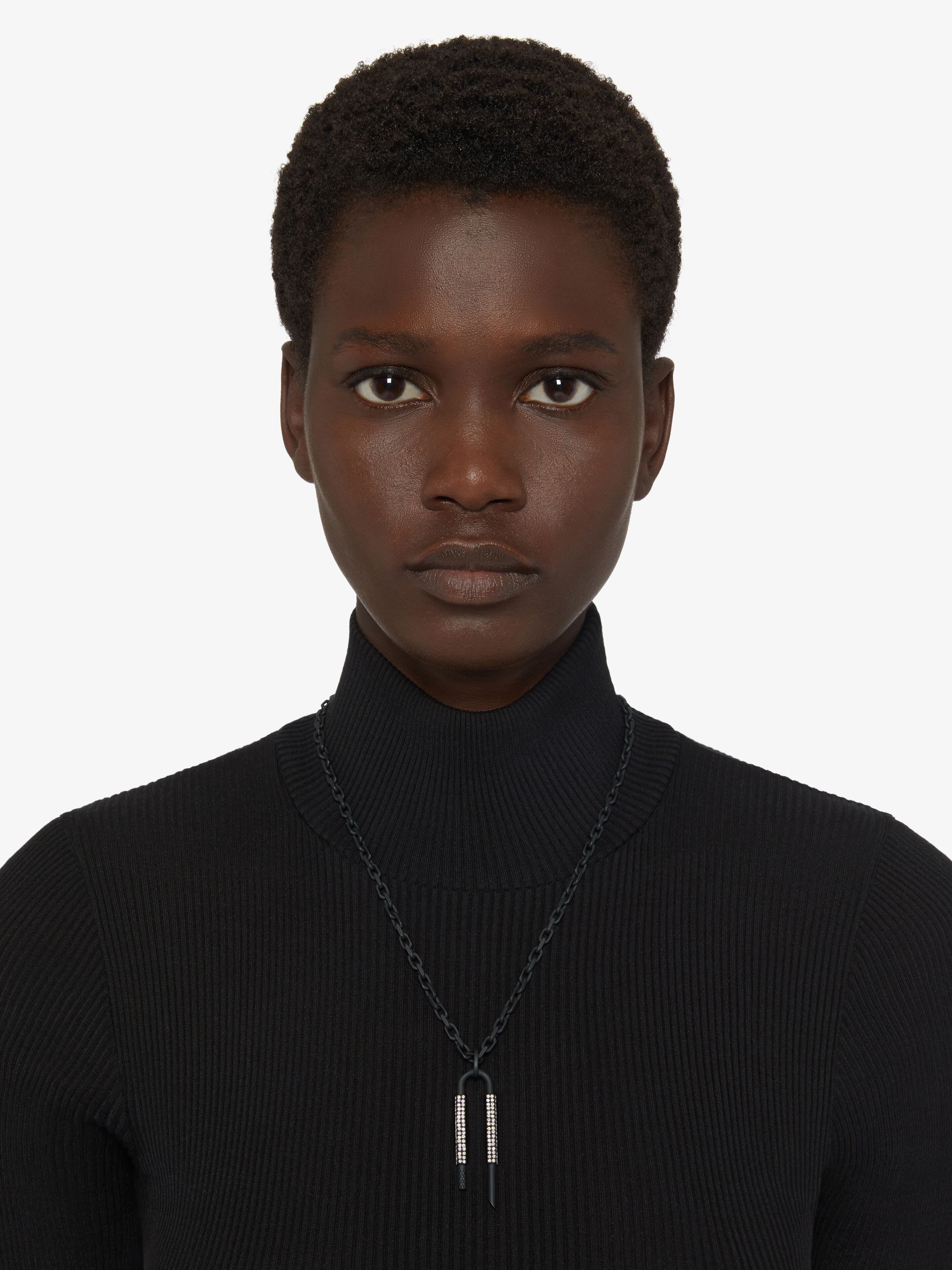U LOCK BLACK NECKLACE WITH CRYSTALS - 3